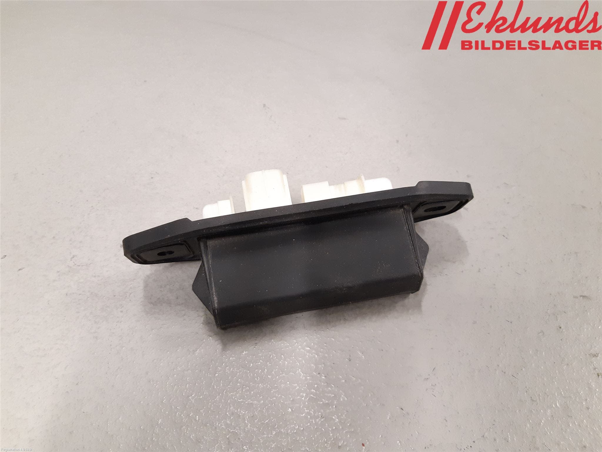 Toyota COROLLA 19- Bakluckehandtag