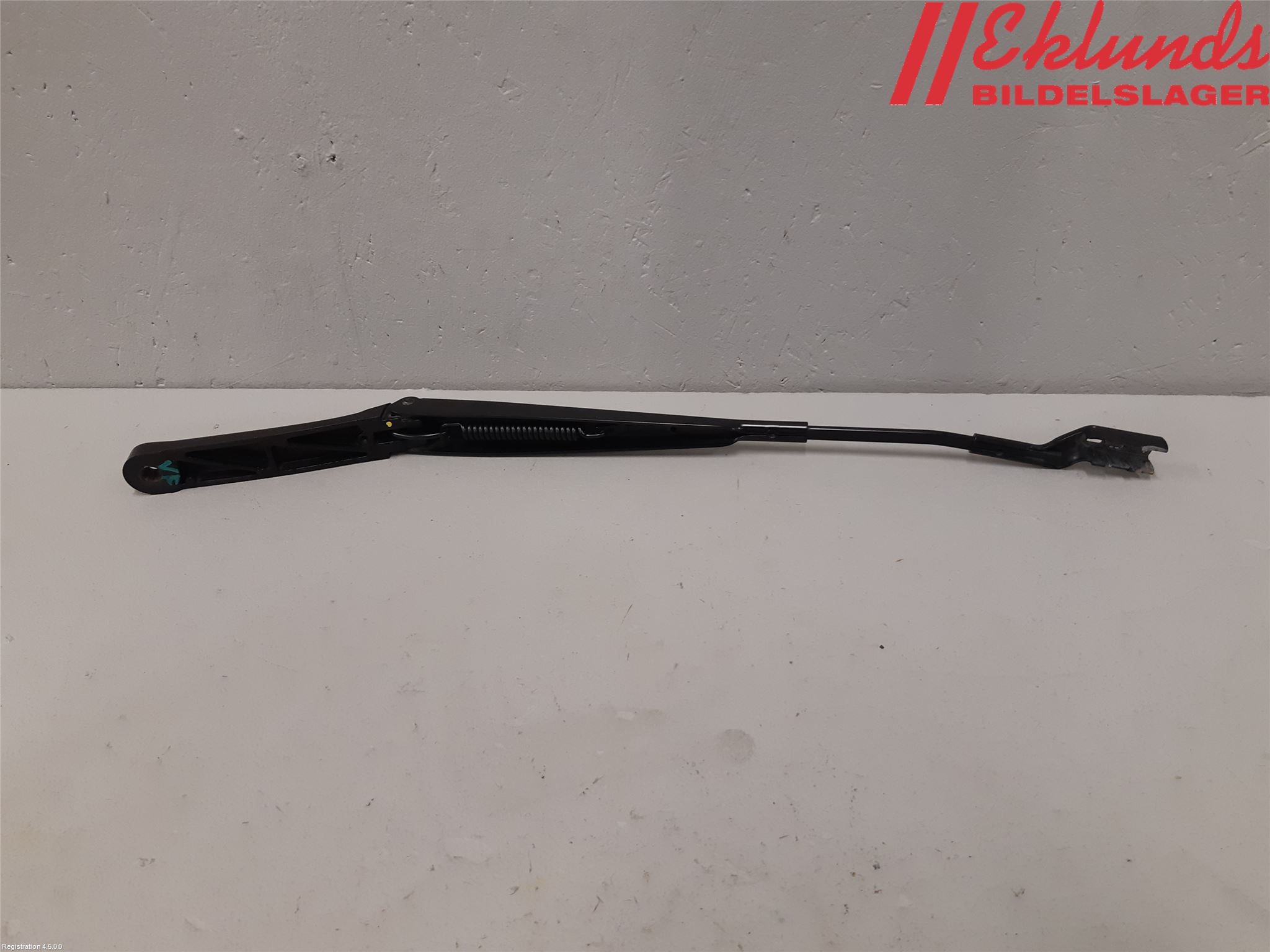 Volkswagen VW PASSAT 15-19 Torkararm Armar Vindruta