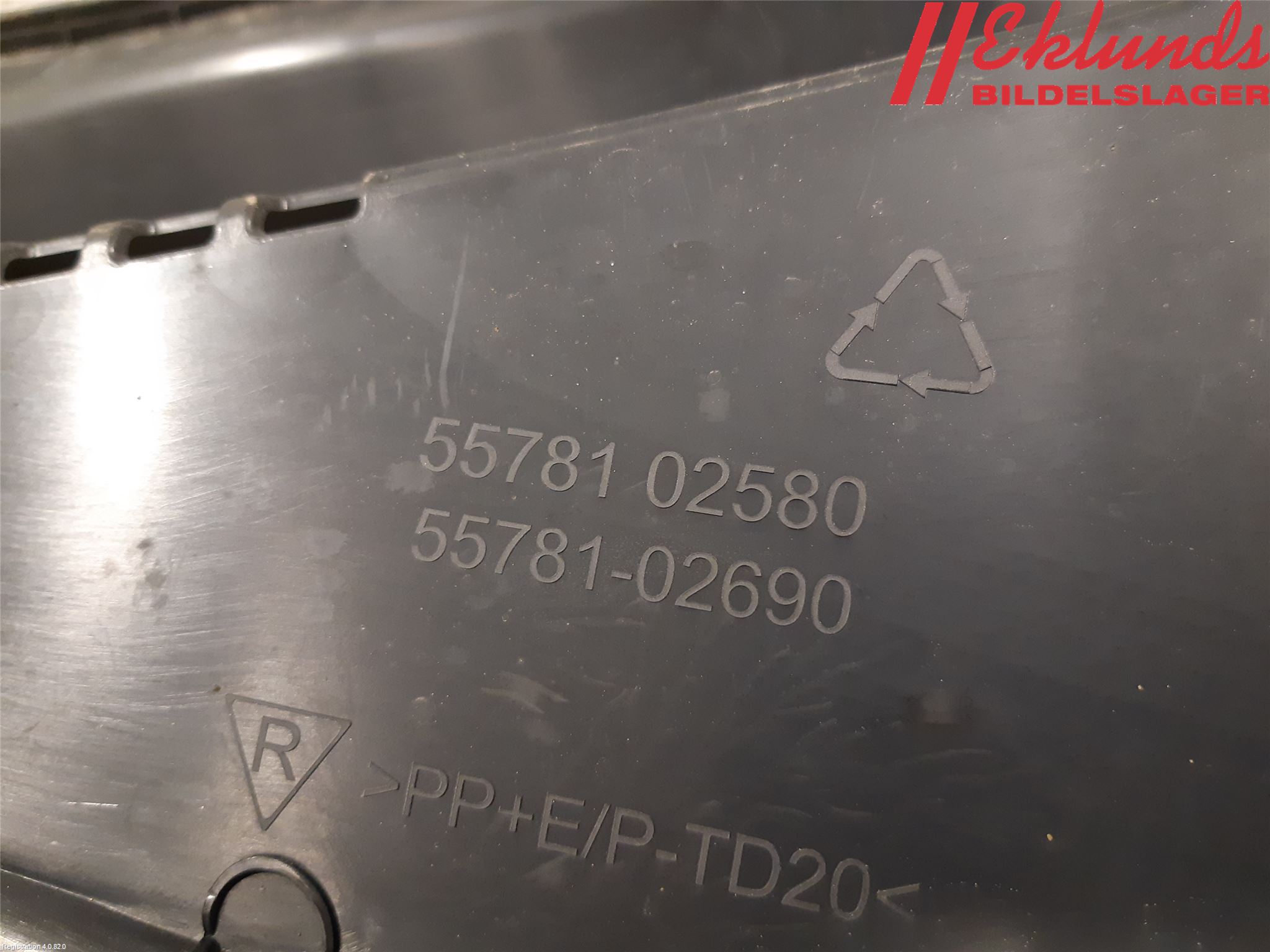 Toyota COROLLA 19- Torpedplåt-Torpedplast