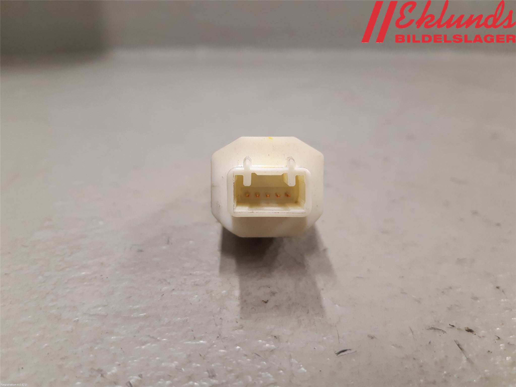 Lexus RX AL20 16-22 Bromsljuskontakt