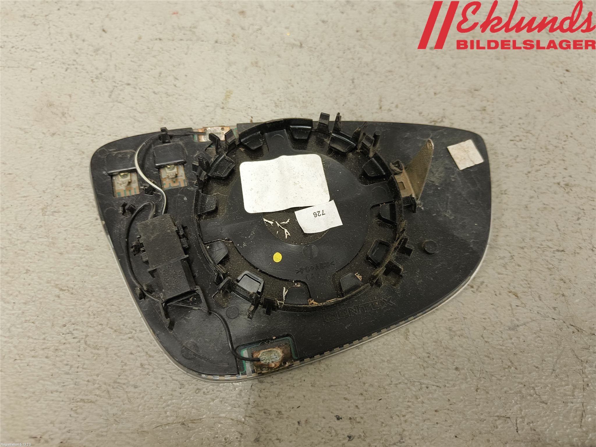 Volkswagen VW PASSAT 11-14 Spegelglas Vä