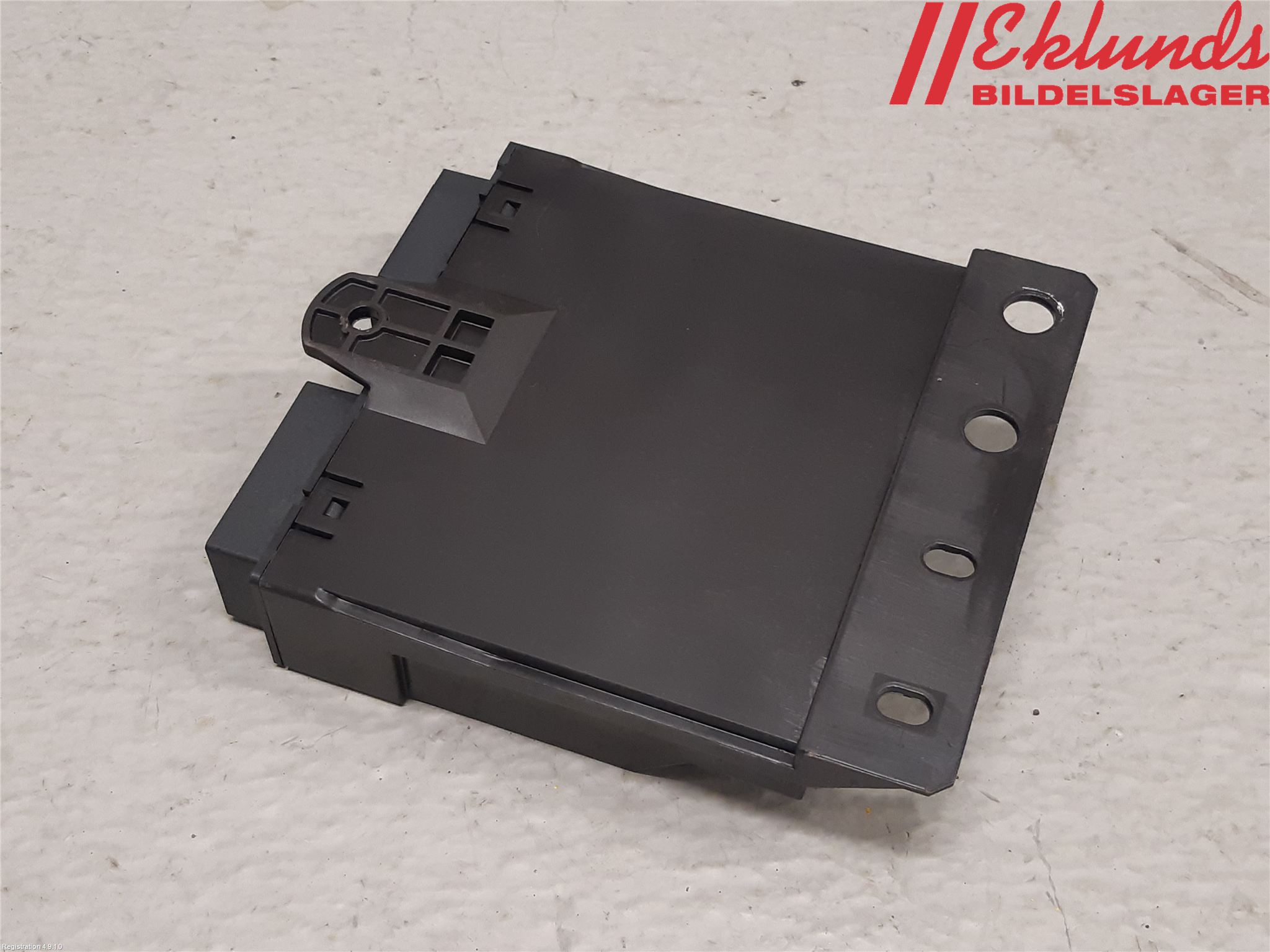 Volvo V90 17->> Styrenhet Baklucka