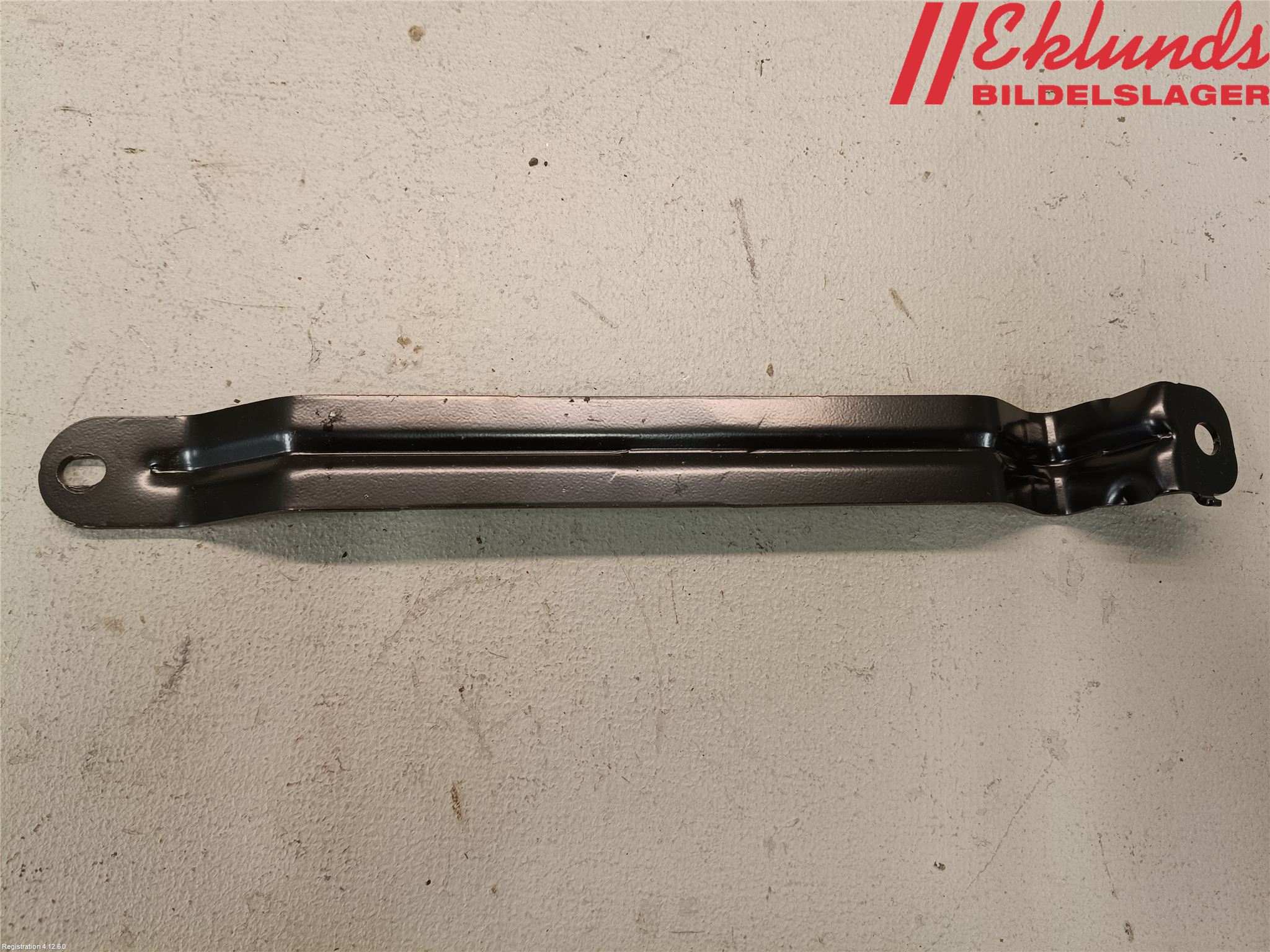 BMW 5 G30/G31/F90 17-23 Batterilåda-Fäste-Hållare
