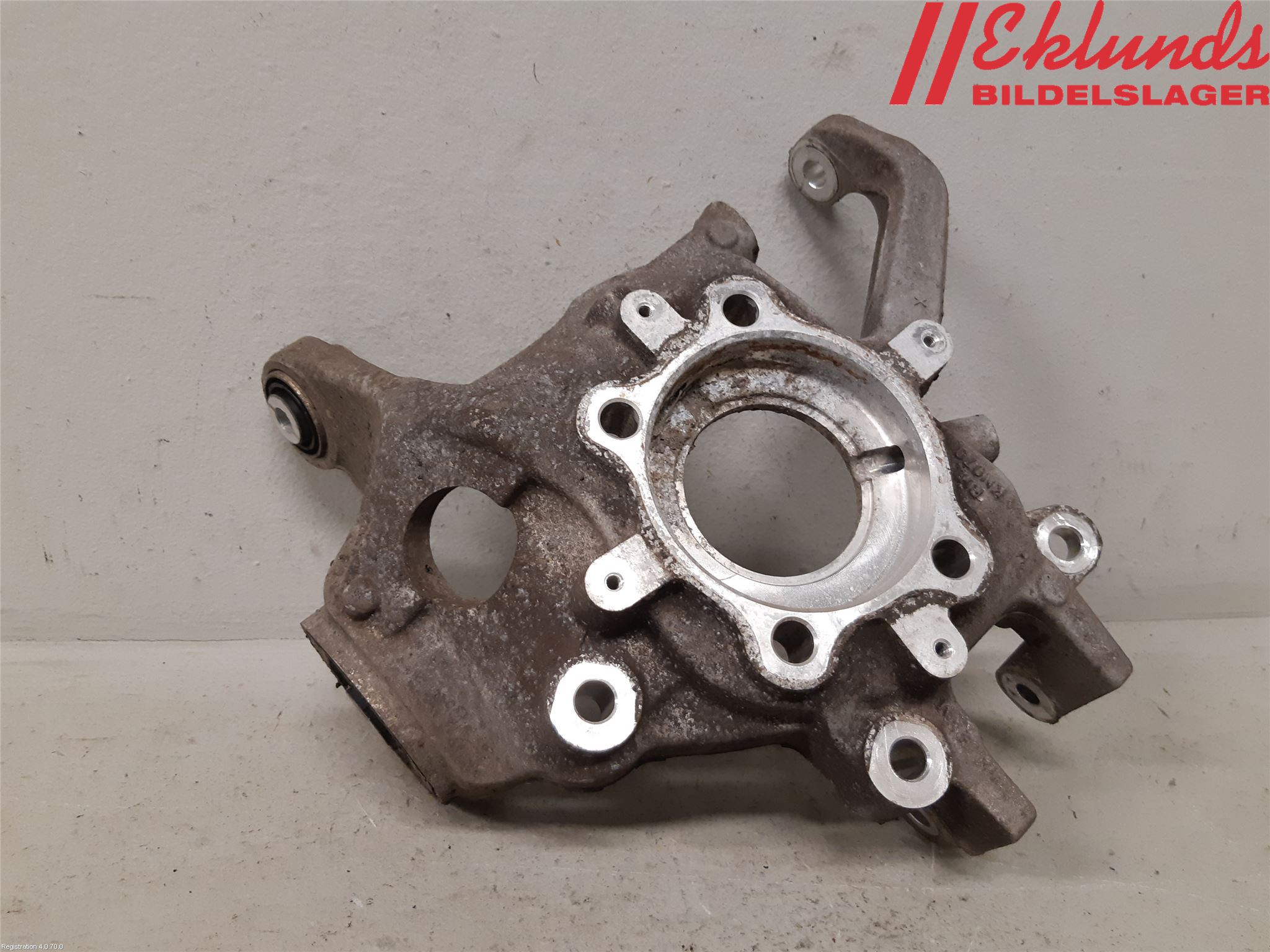 Volvo V90 17->> Hjullagerhus-Spindel Hö B