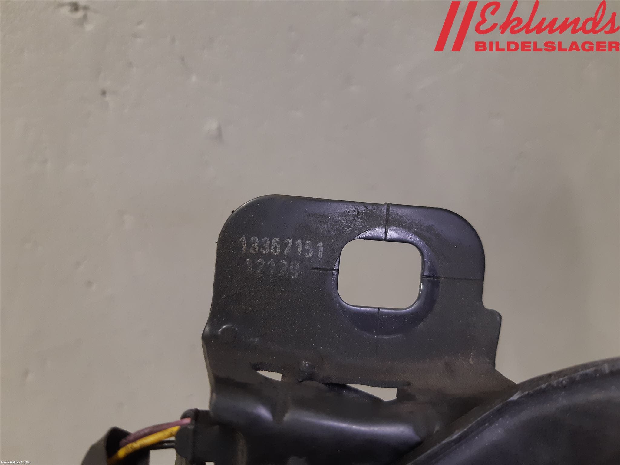 Opel ASTRA J 10-15 Huvlås