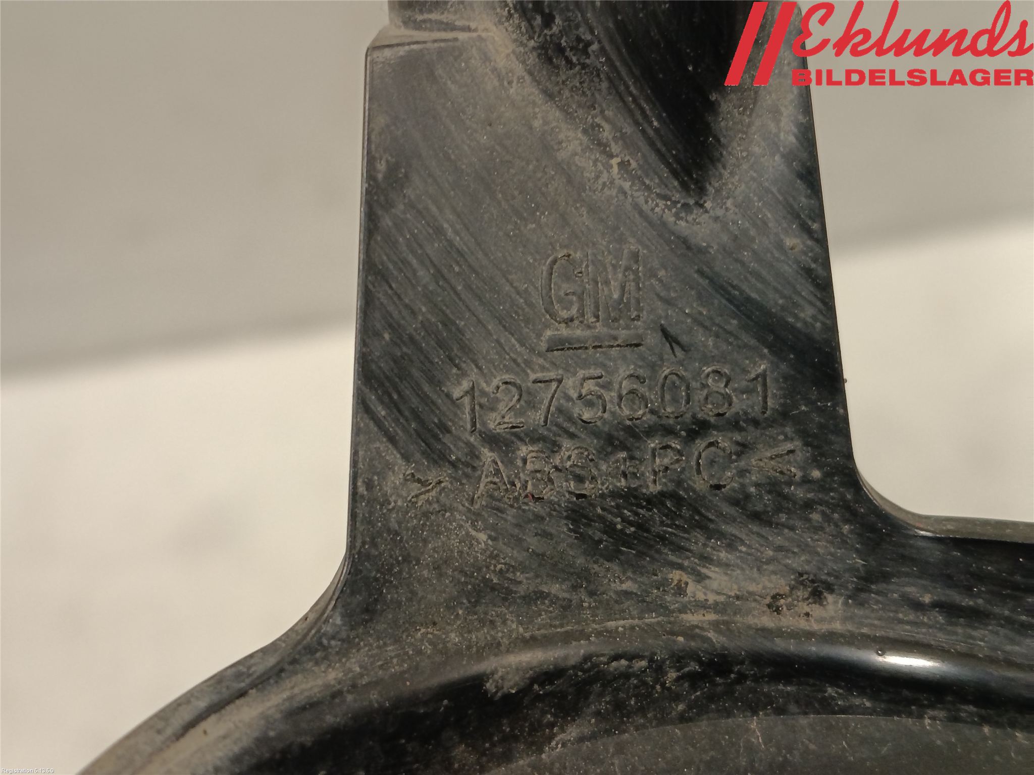 Saab 9-5     06-10 Stöt Utfyllnad-List-Grill