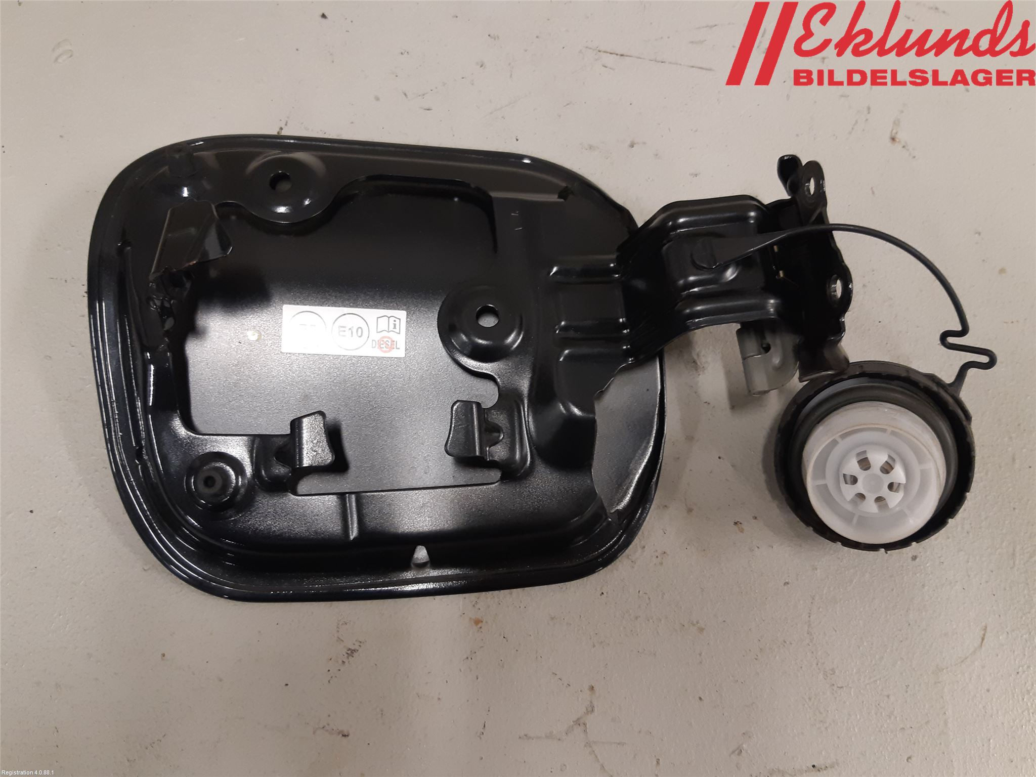 Toyota C-HR 16-23 Tanklucka