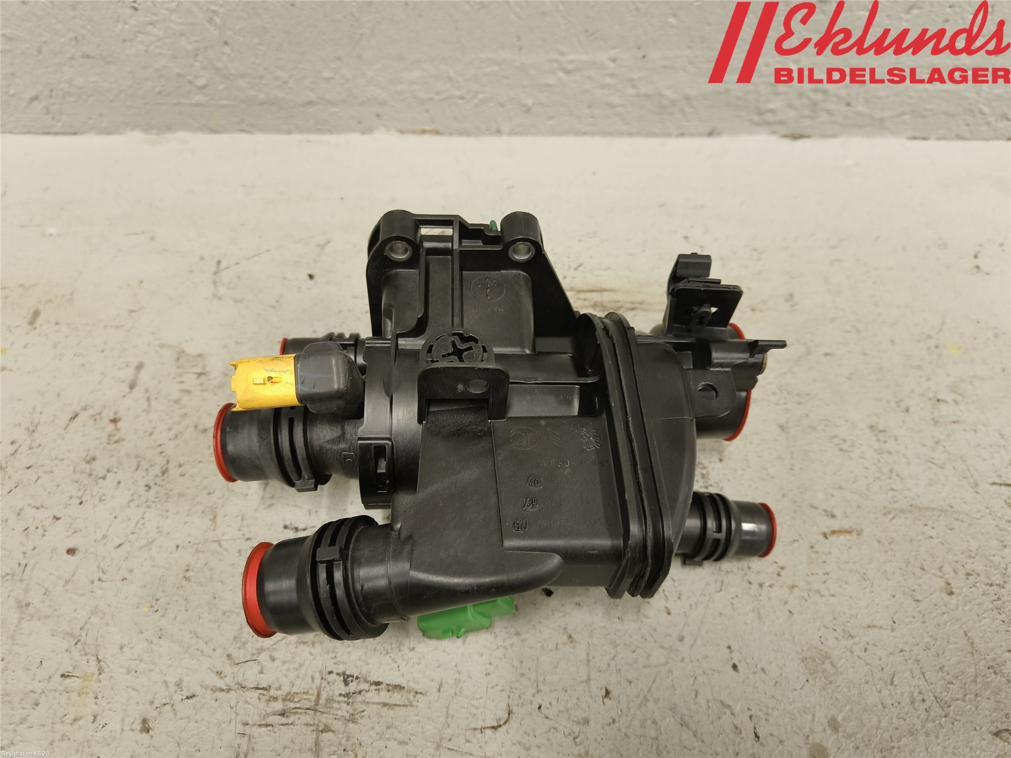 Peugeot 3008 17-24 Termostathus-Lock