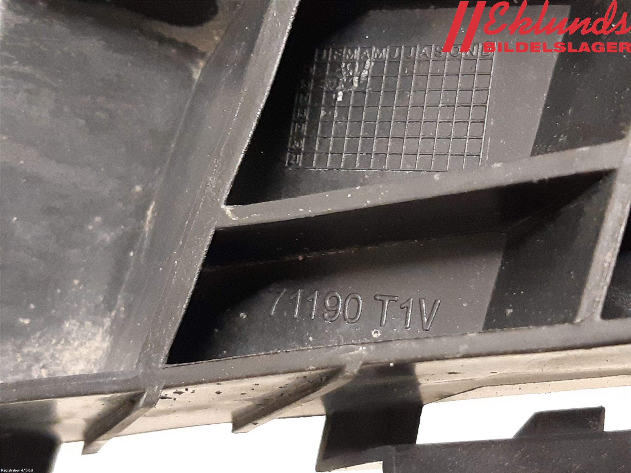 Honda CR-V 13-18 Strålkast Fästsarg