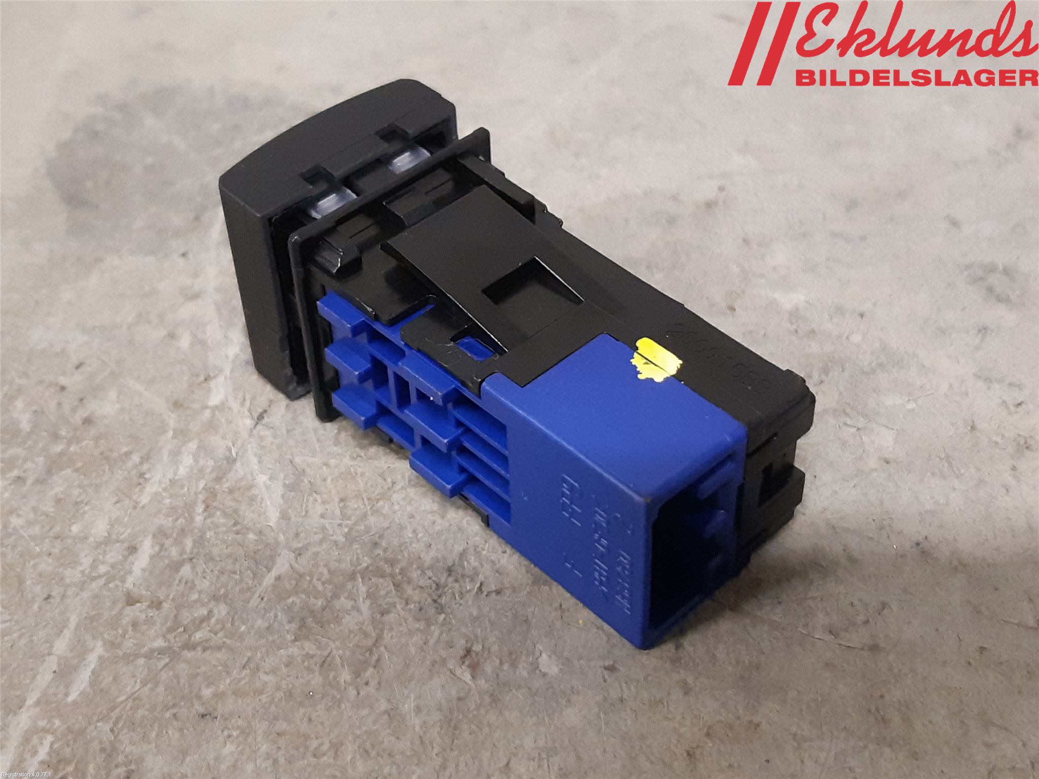 Toyota COROLLA 19- Strömställare Övrigt