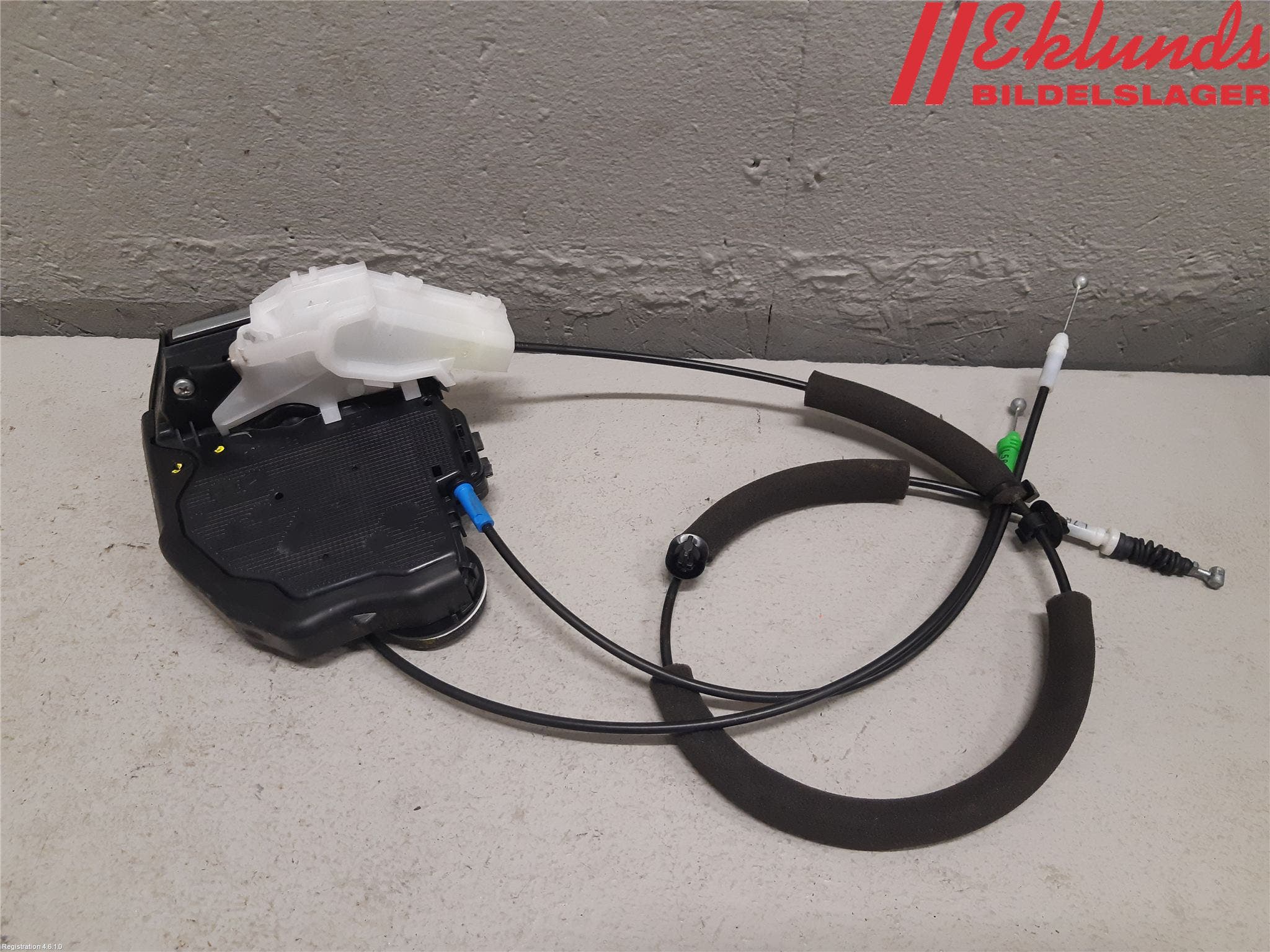 Toyota C-HR 16-23 Låskista-Dörrlås