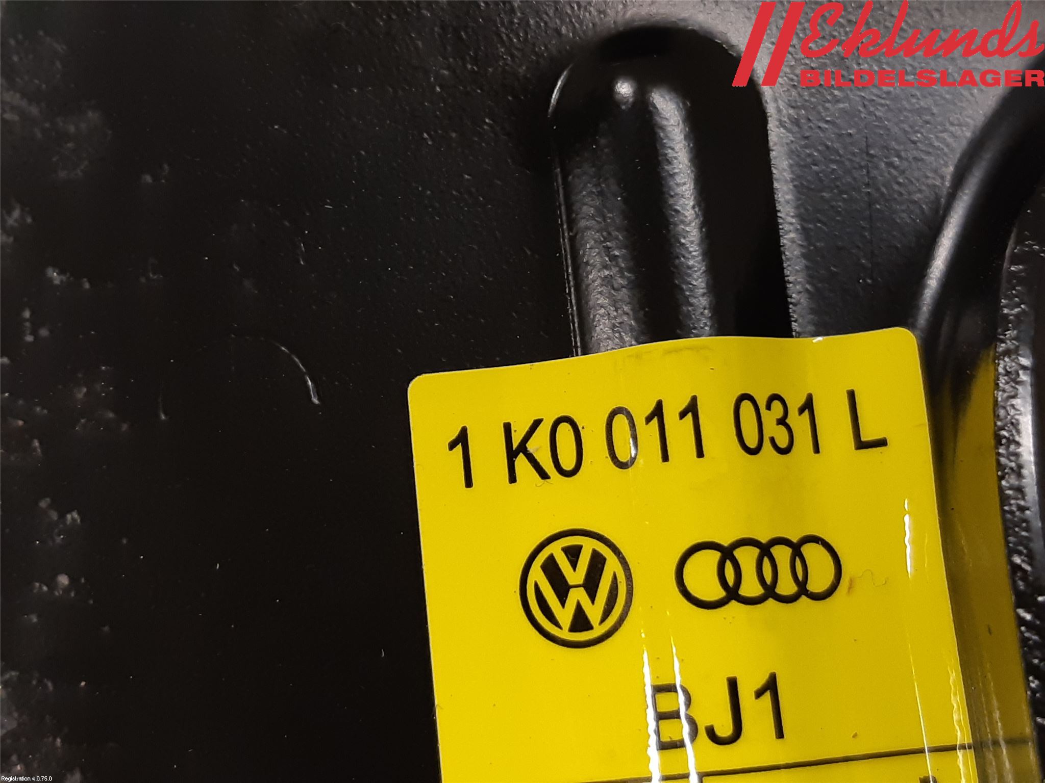 Volkswagen VW GOLF V 04-09 Domkraft