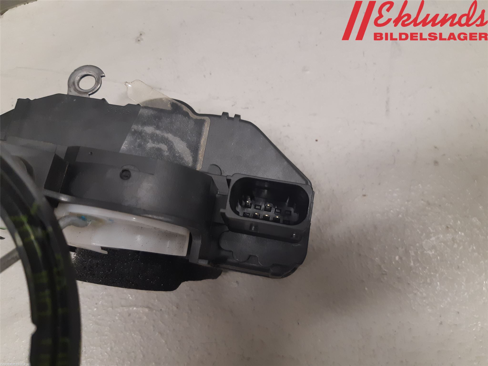 Opel INSIGNIA 09-16 Låskista-Dörrlås