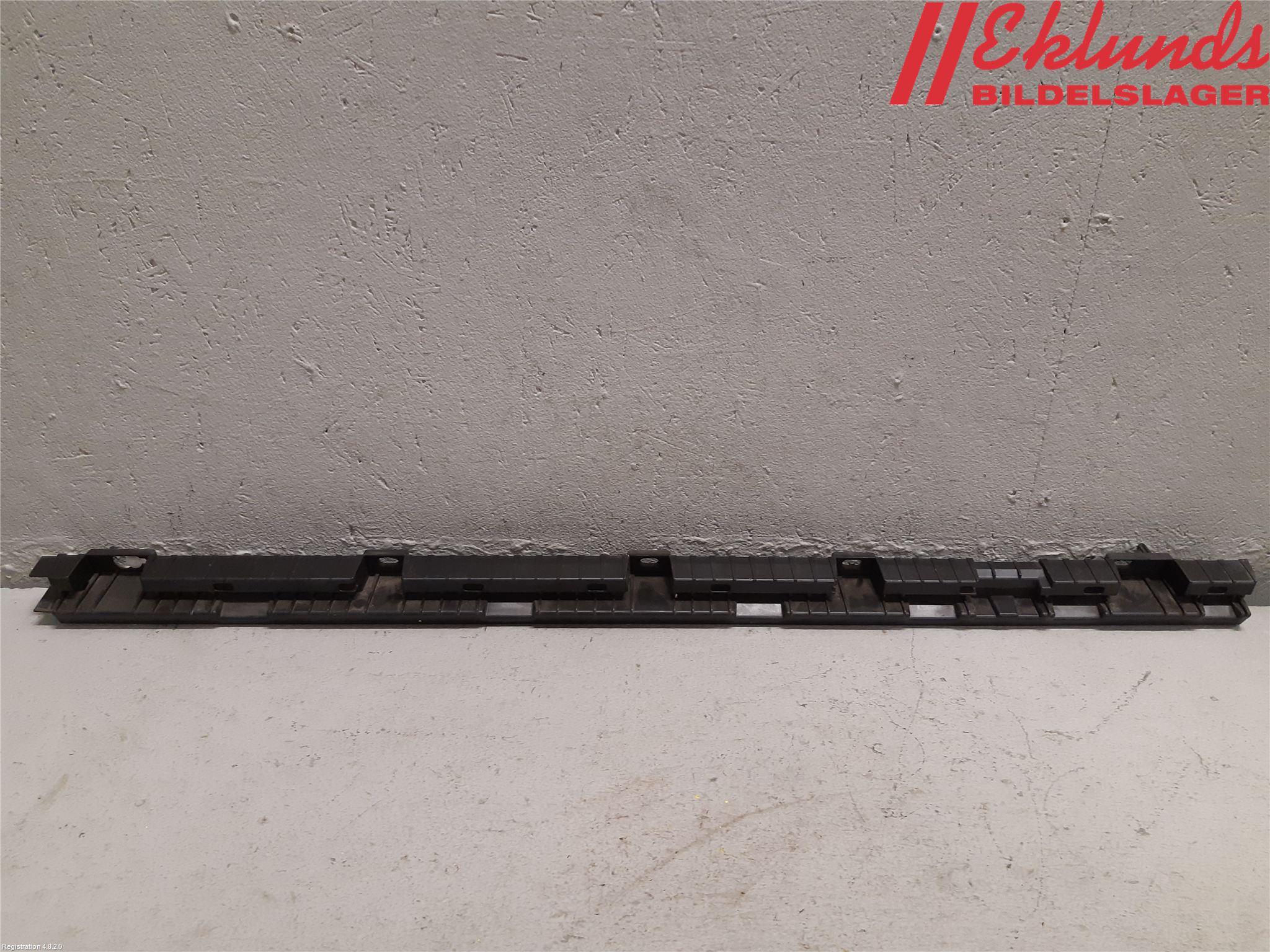 Volvo XC90/RECHARGE 16- Sidokjol Vä