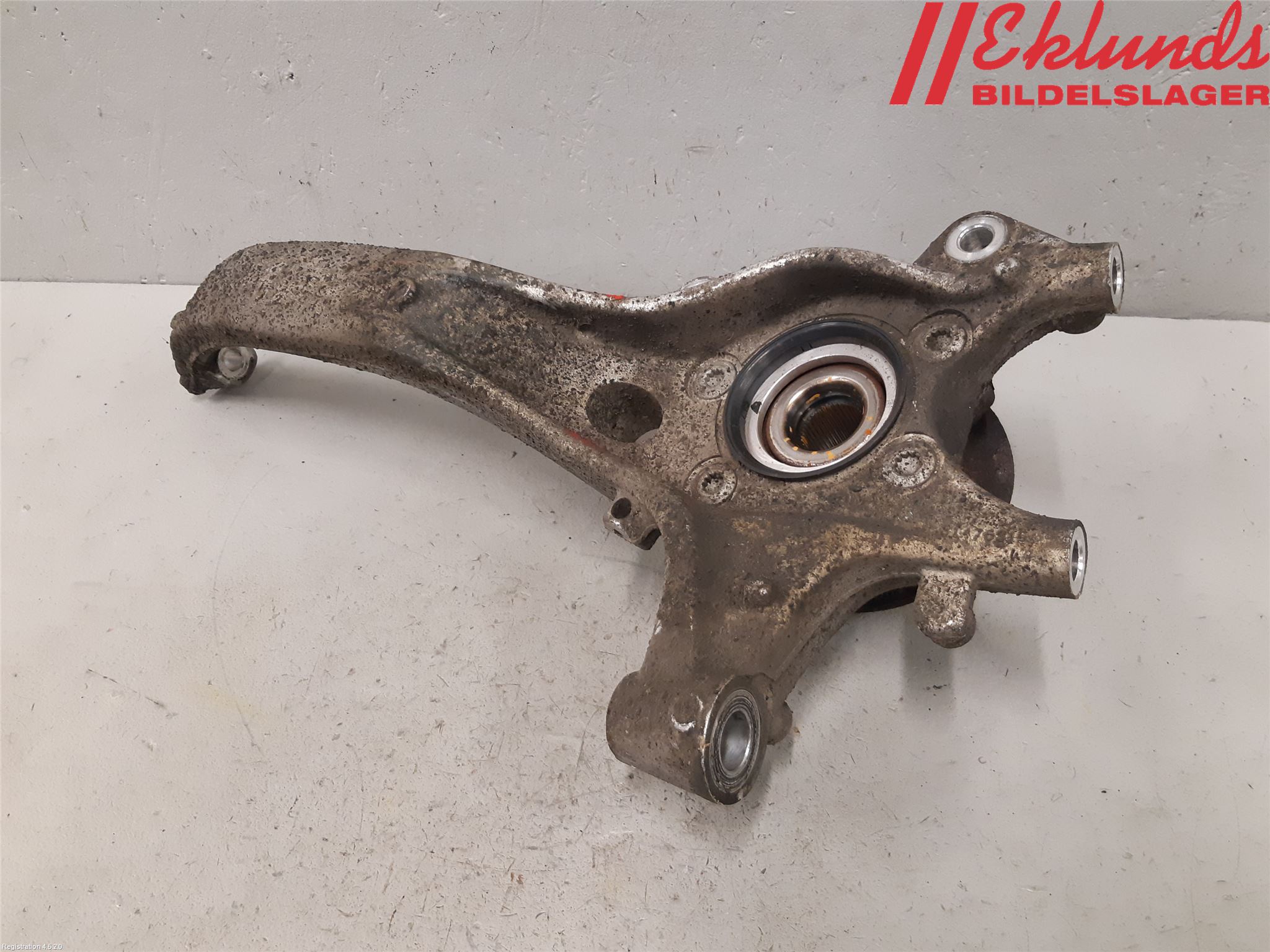 Volvo V60 19- Styrspindel Lagerhus Vä