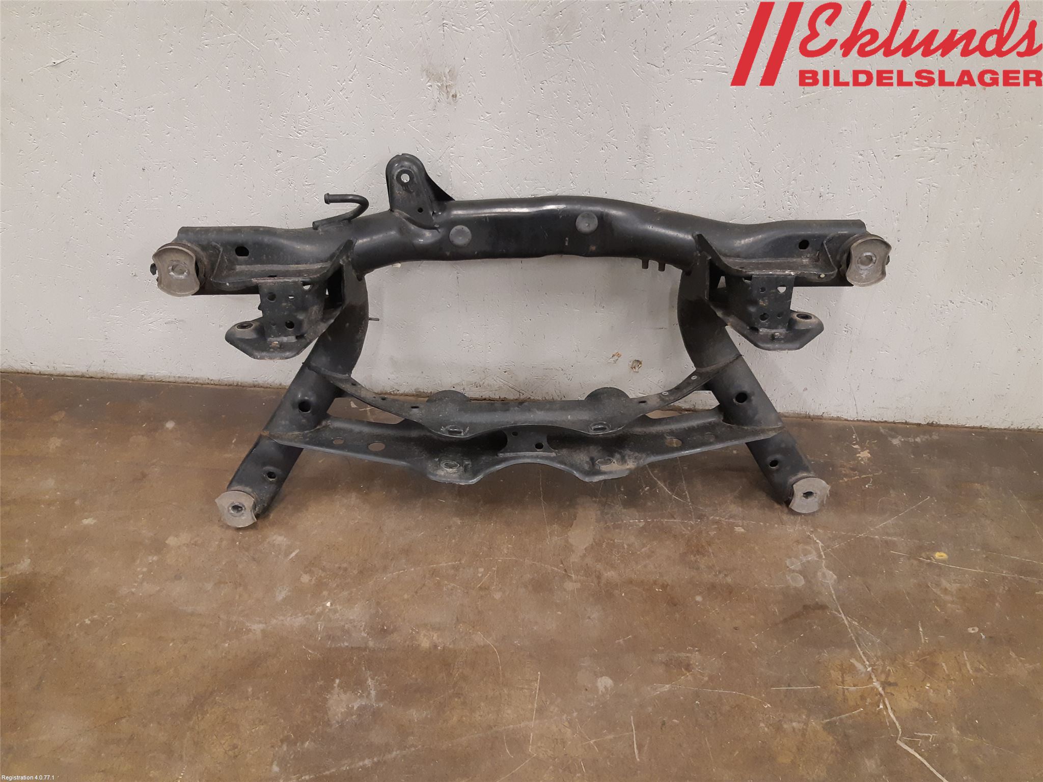 Volkswagen VW TIGUAN 16-24 Bakaxelbalk