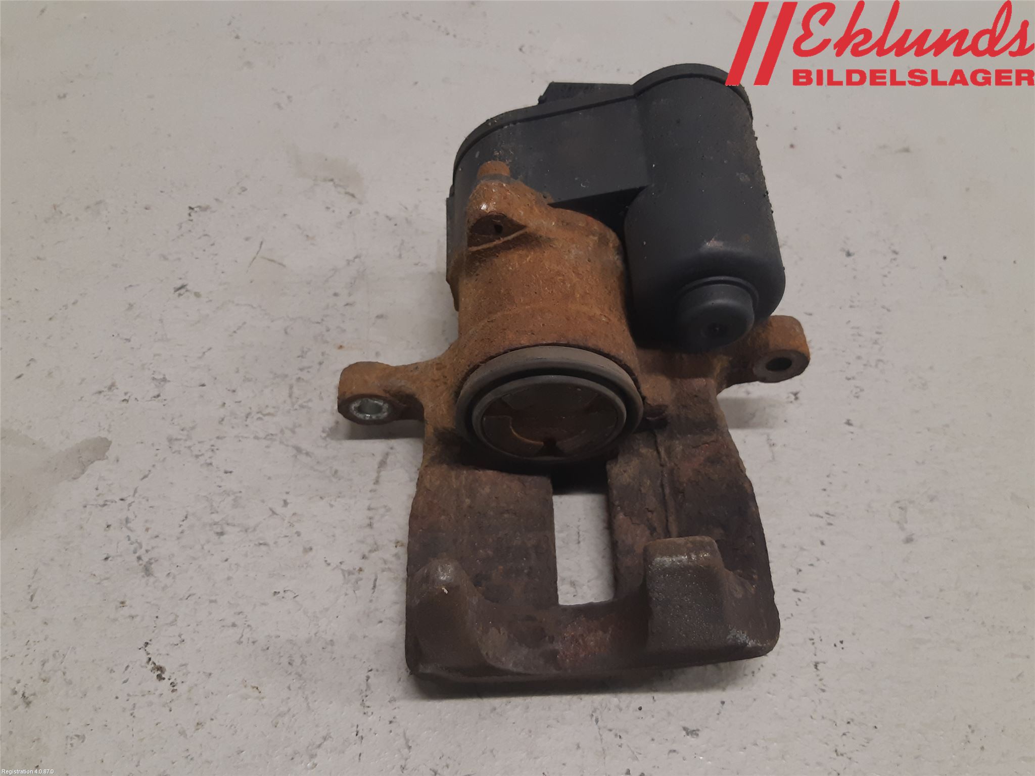 Volkswagen VW PASSAT 11-14 Bromsok Bak Höger