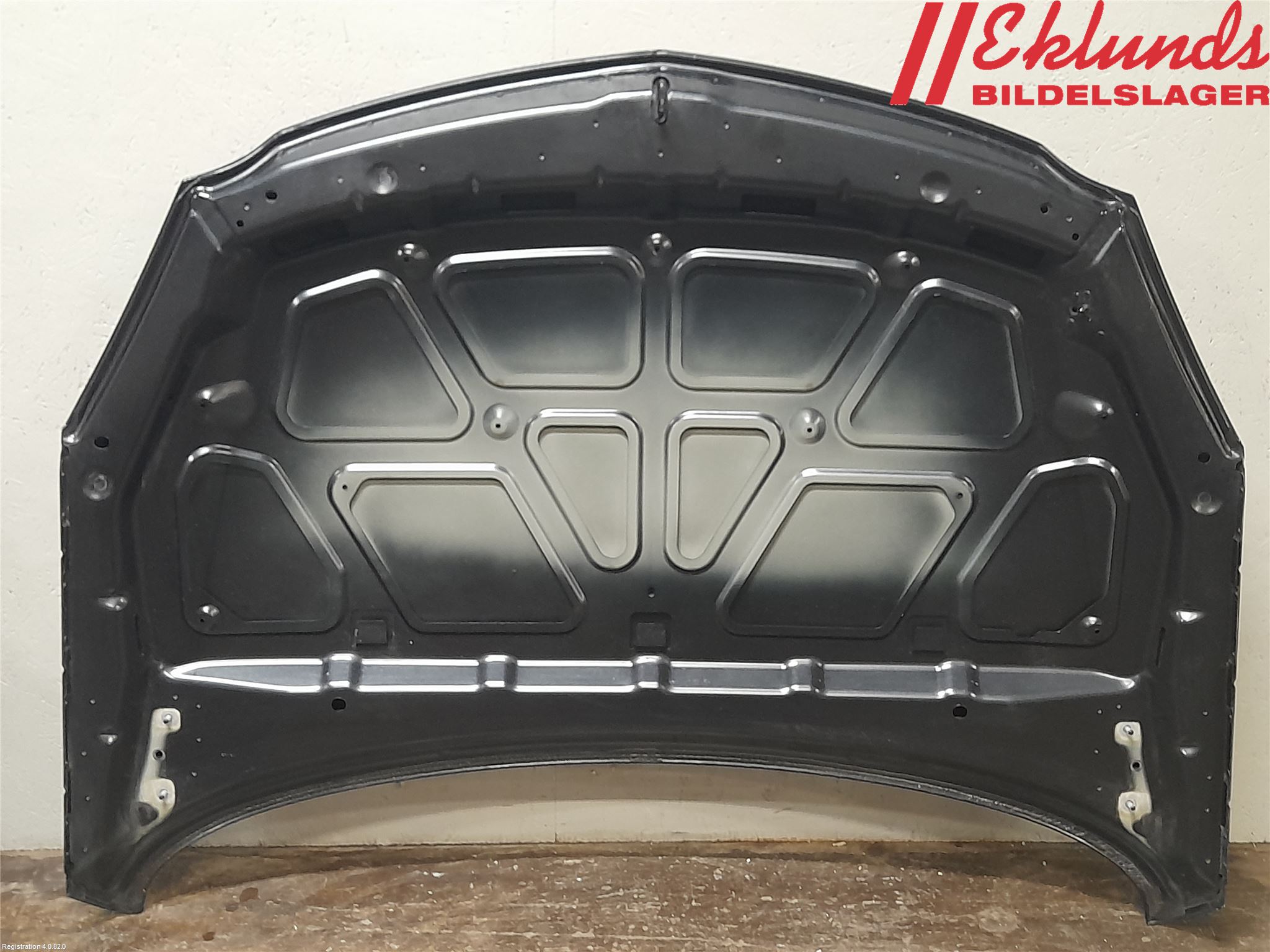 Opel INSIGNIA 09-16 Huv Fram