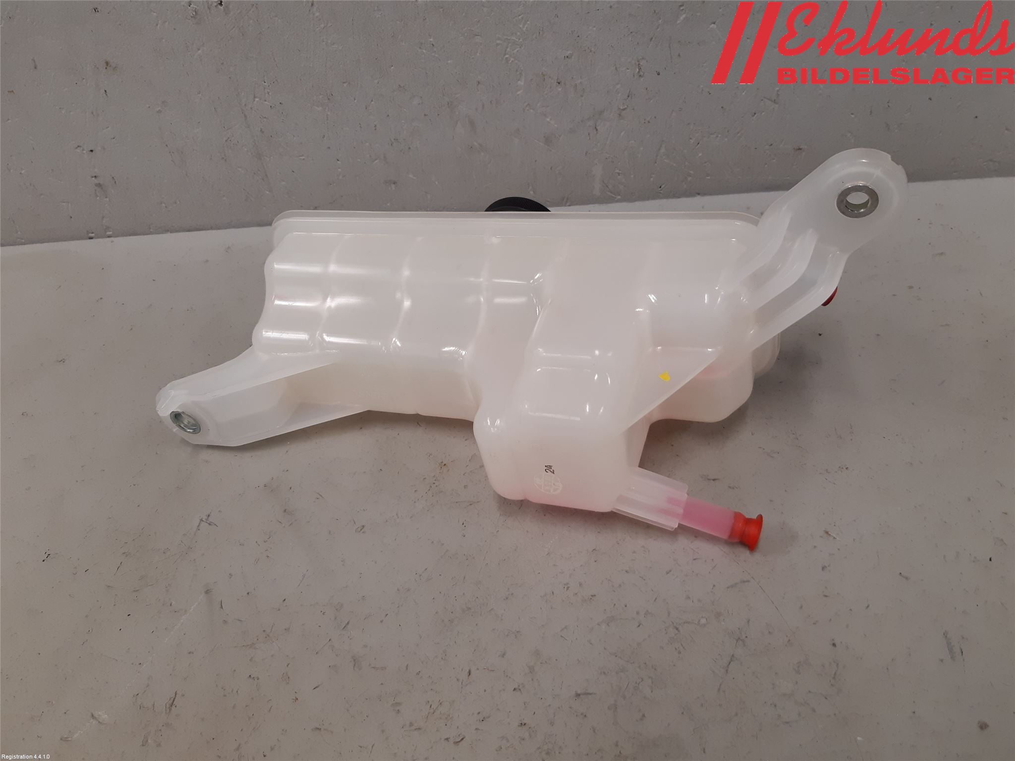 Toyota RAV4 13-18 Expansionstank