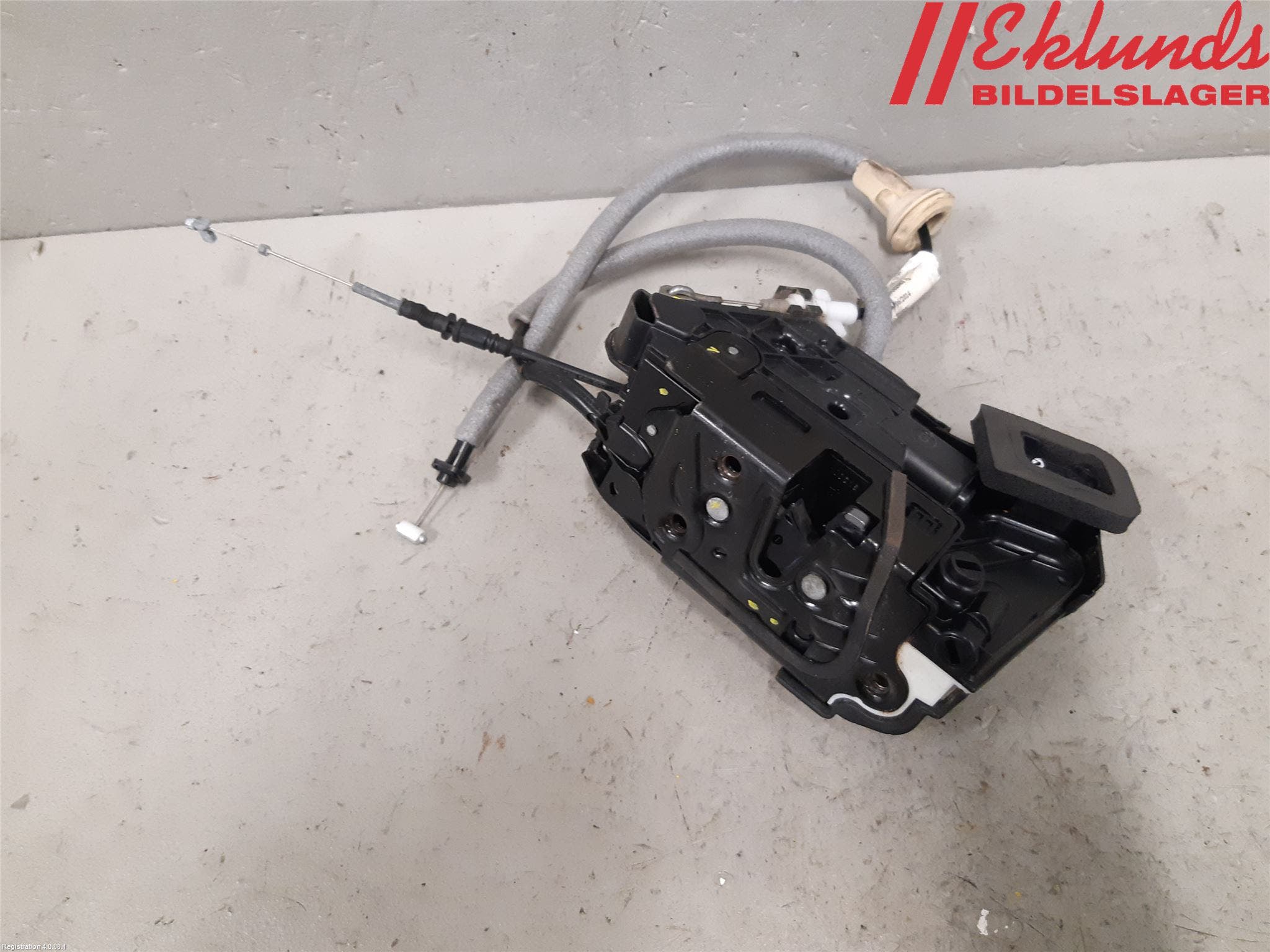 Volkswagen VW PASSAT 15-19 Låskista-Dörrlås