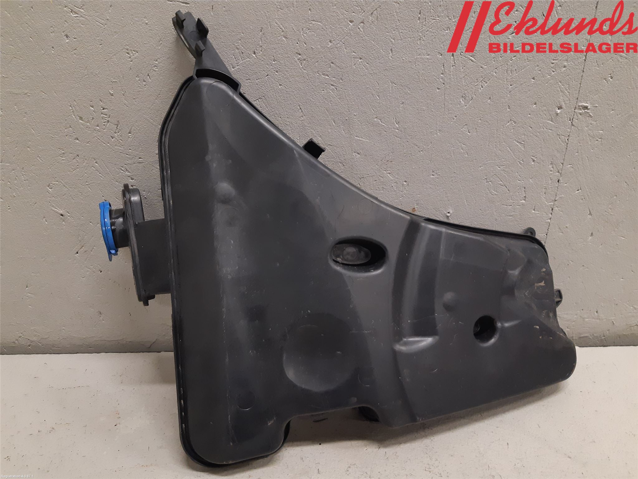 BMW 5 G30/G31/F90 17-23 Spolartank Vindruta-Strål