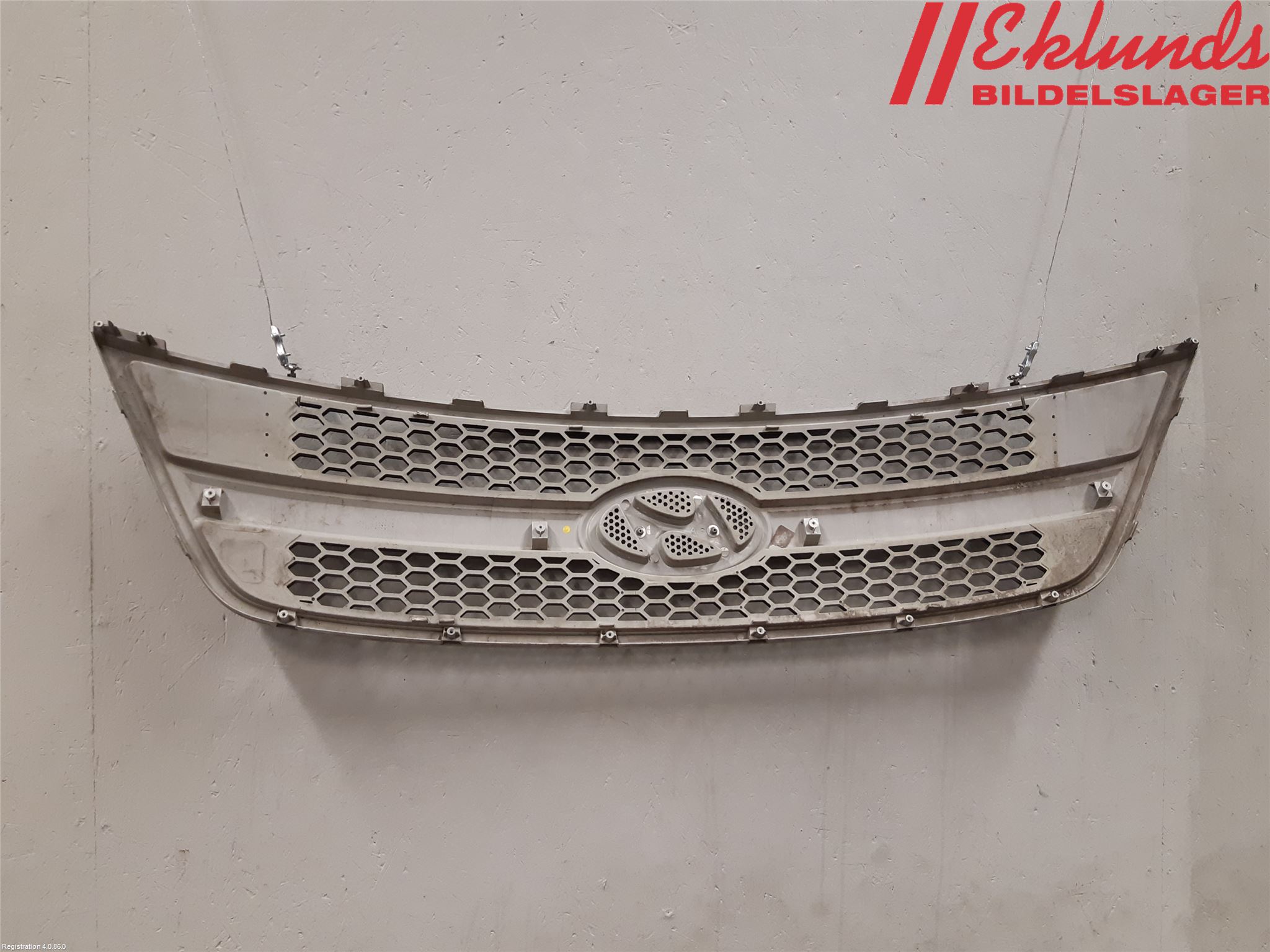 Hyundai H-1/STAREX 08-21 Grill Komp