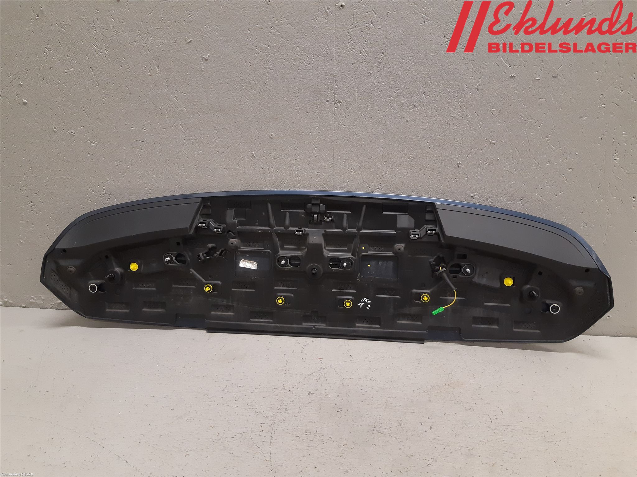 Volvo V60 CROSS COUNTRY 19- Spoiler Baklucka
