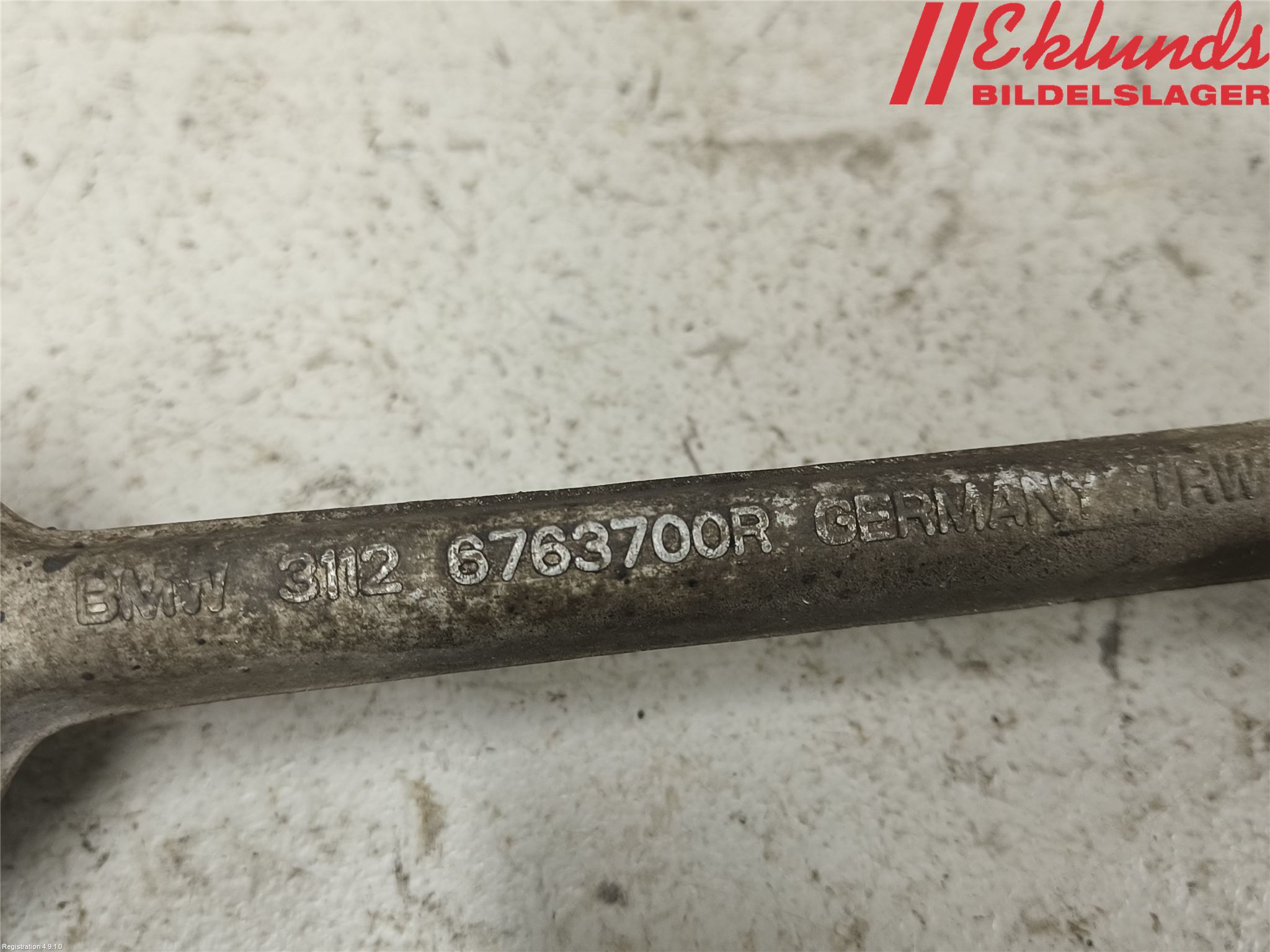 BMW 3 E90/91 SED/TOU 05-12 Bärarm Fram Undre Hö