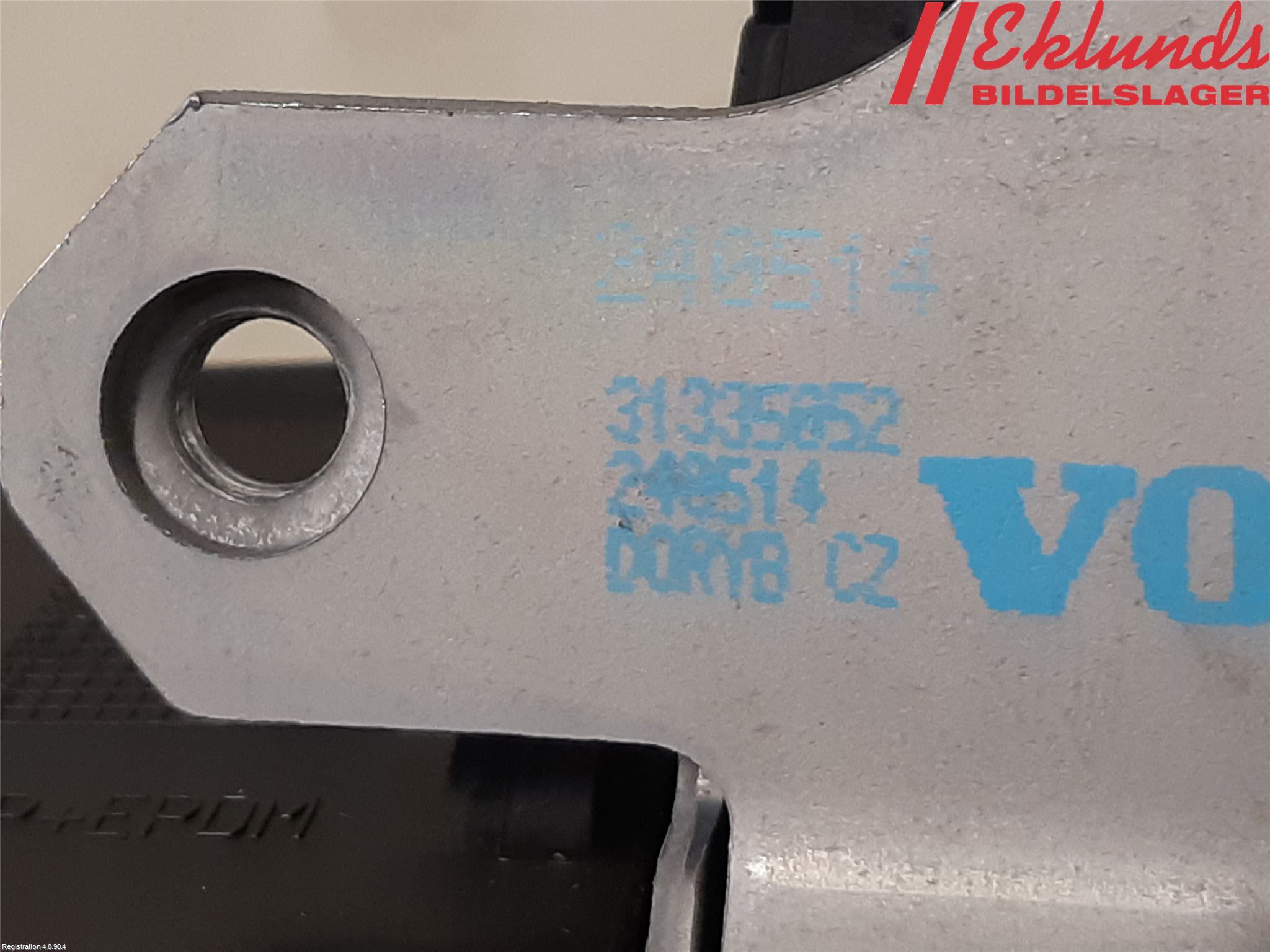 Volvo XC60 14-17 Låskista Baklucka