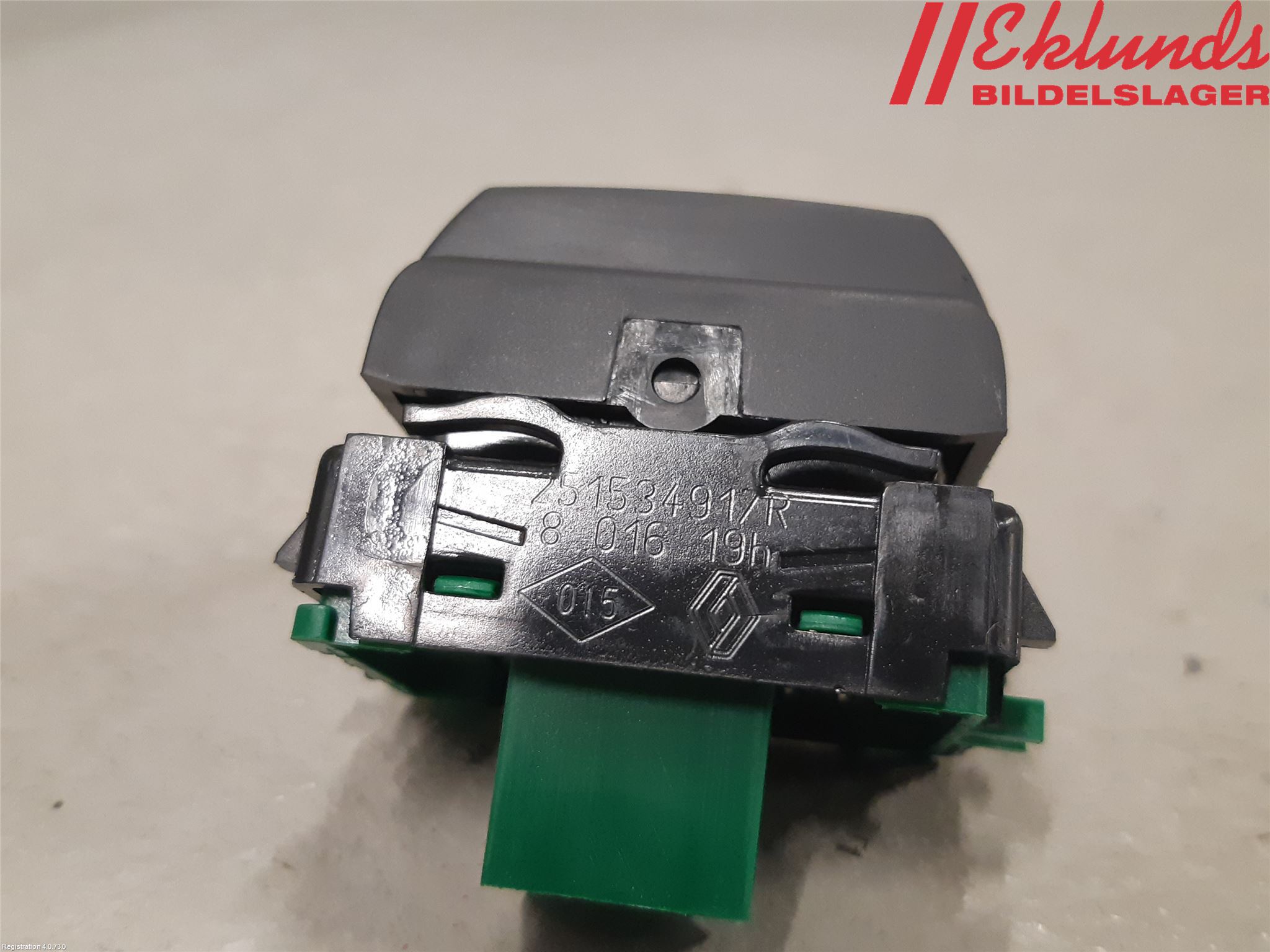 Renault TRAFIC/E-TECH 15- Strömställare Övrigt