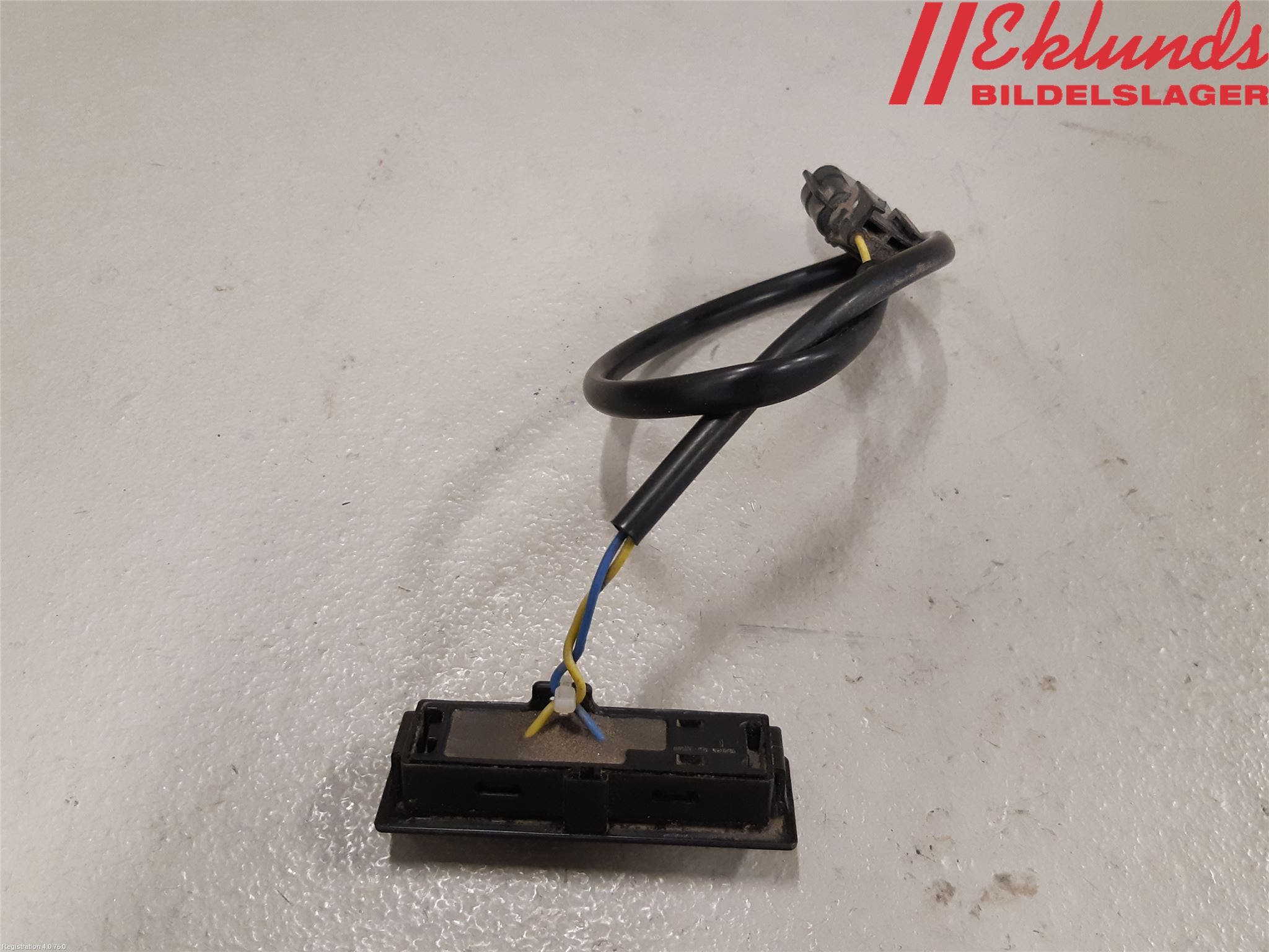 Nissan QASHQAI 14-17 Bakluckehandtag