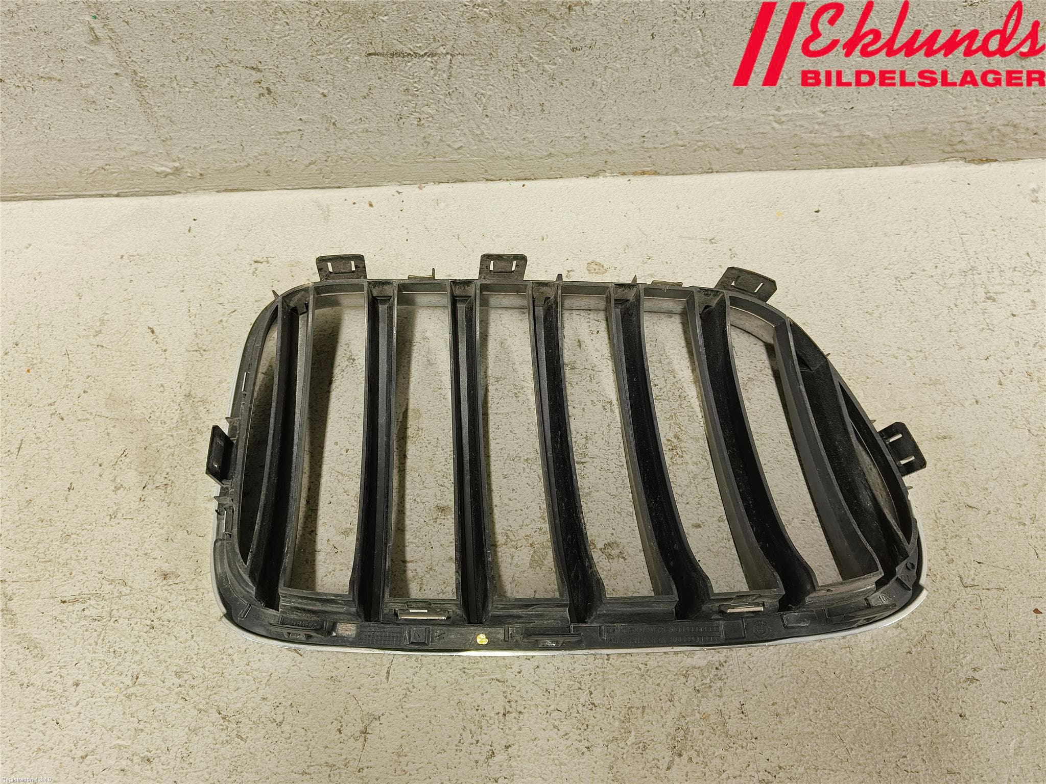 BMW X3 F25 10-17 Grilldel Mitt