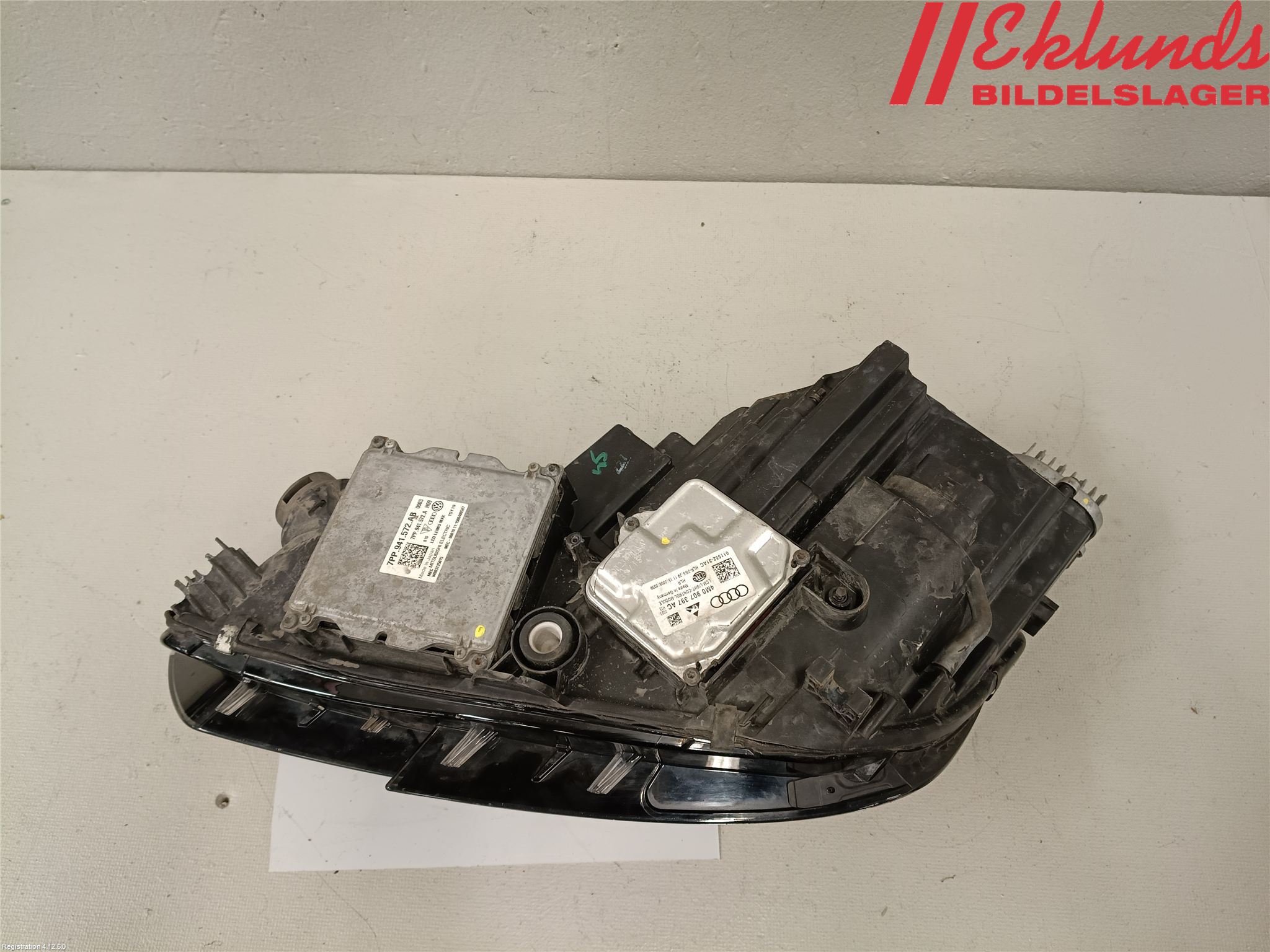 Audi A4/S4 B9 16-19 Strålkastare Höger