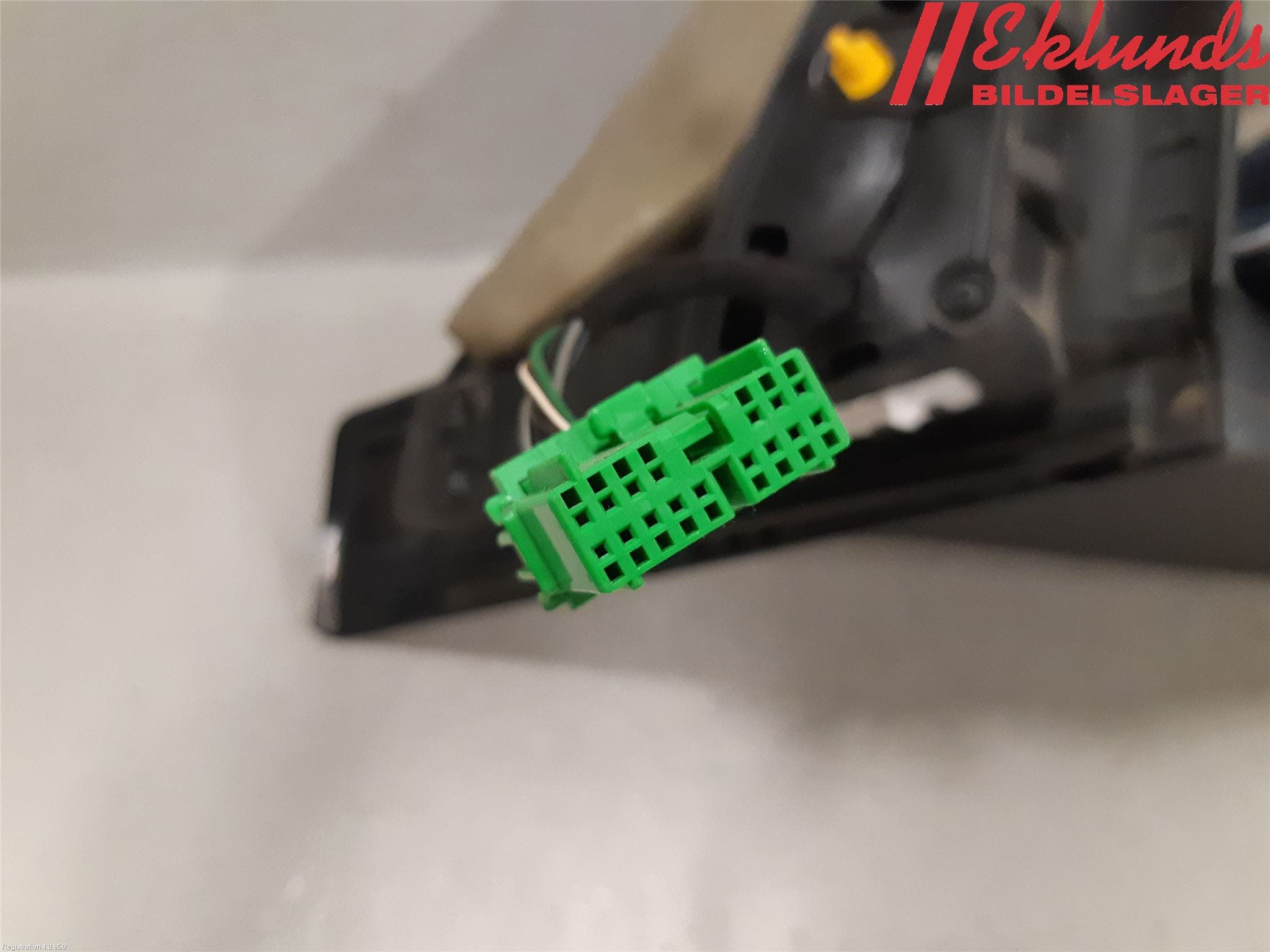 Volvo V70 08-13 Spegel Yttre El Hö