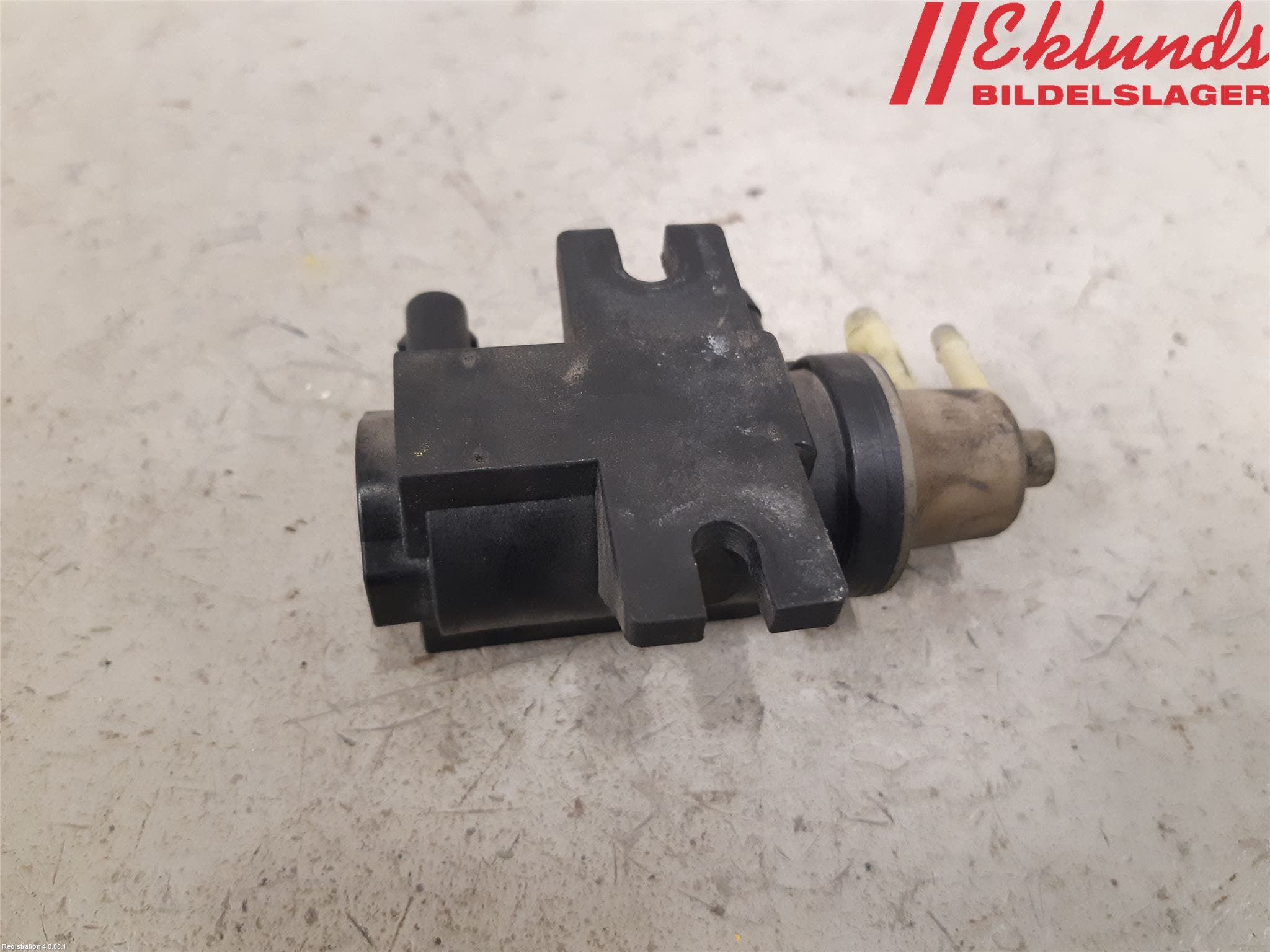 Mercedes-Benz MB E-KLASS (W212) 09-16 Vakuumventil