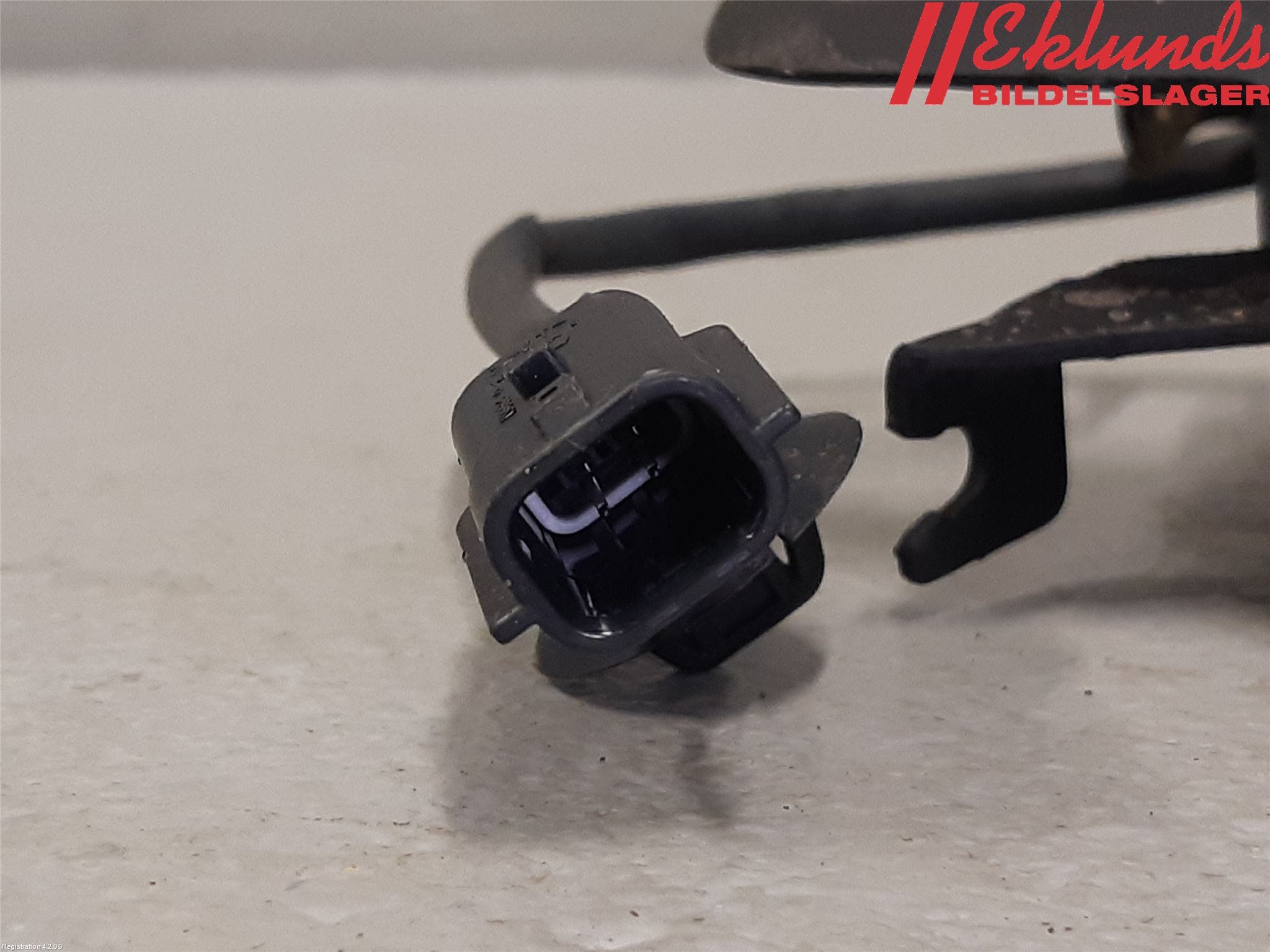 Opel VIVARO 15-19 Huvlås