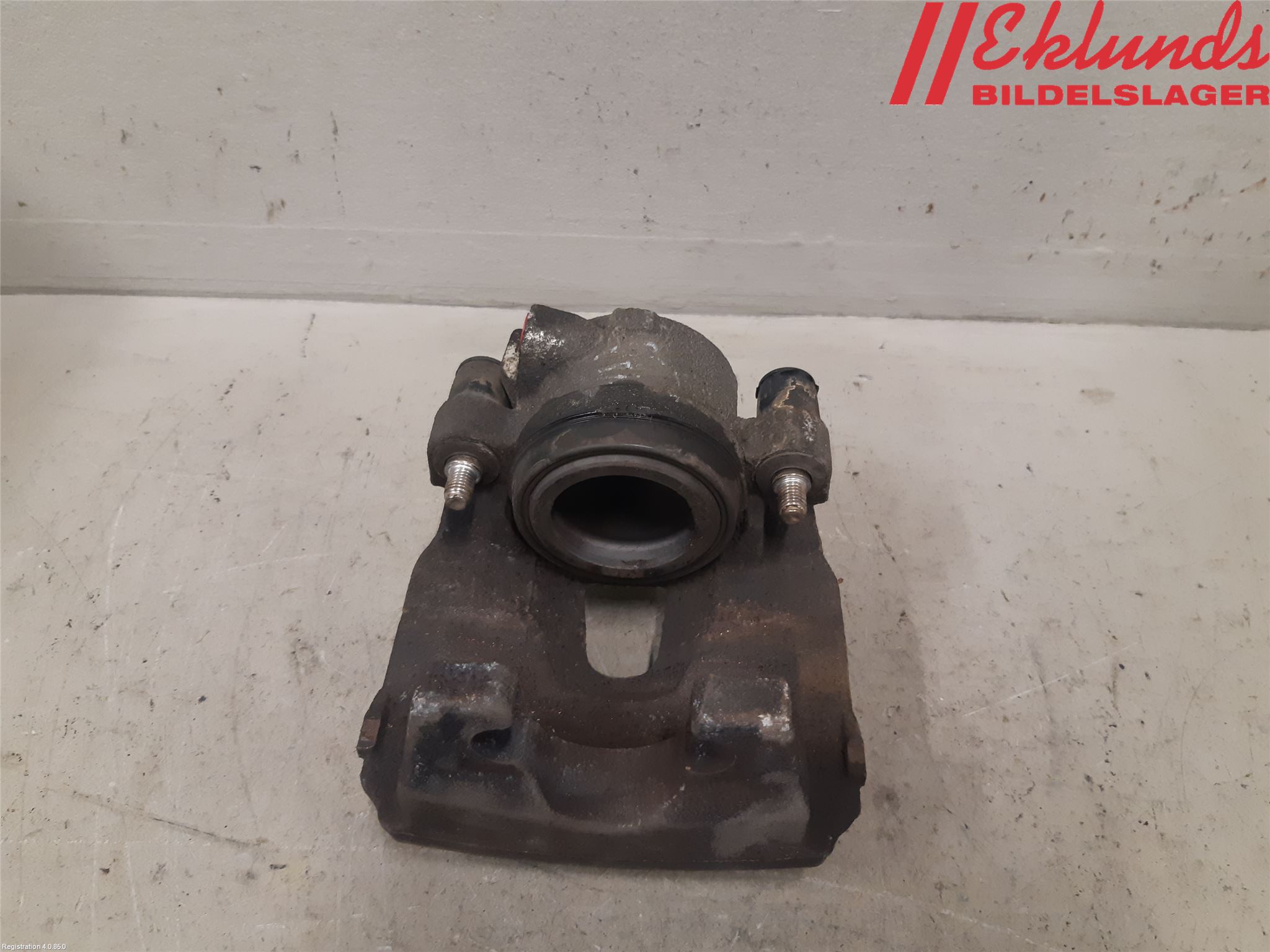 Volvo V90 17->> Bromsok Fram Vänster