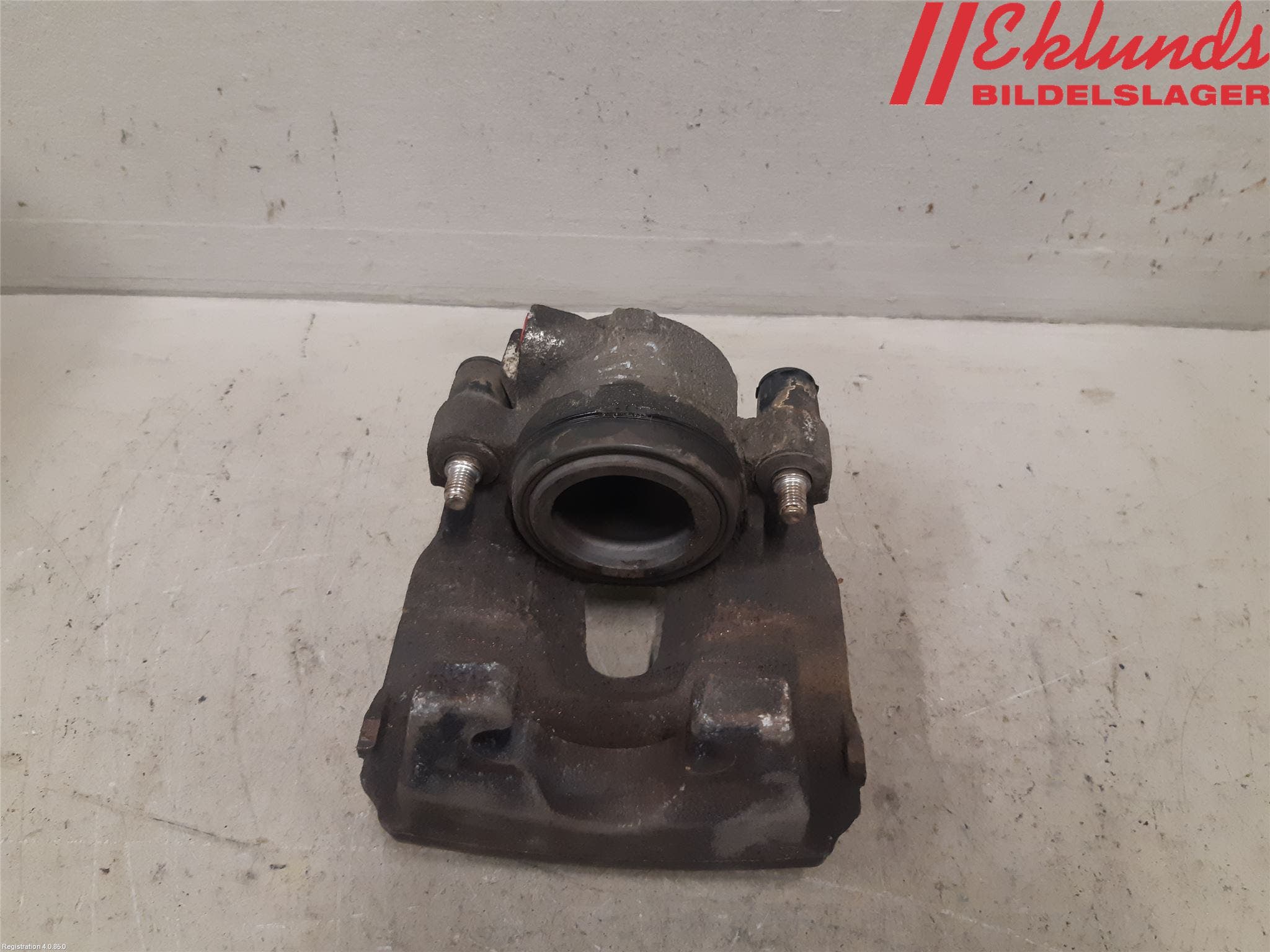 Volvo V90 17->> Bromsok Fram Vänster