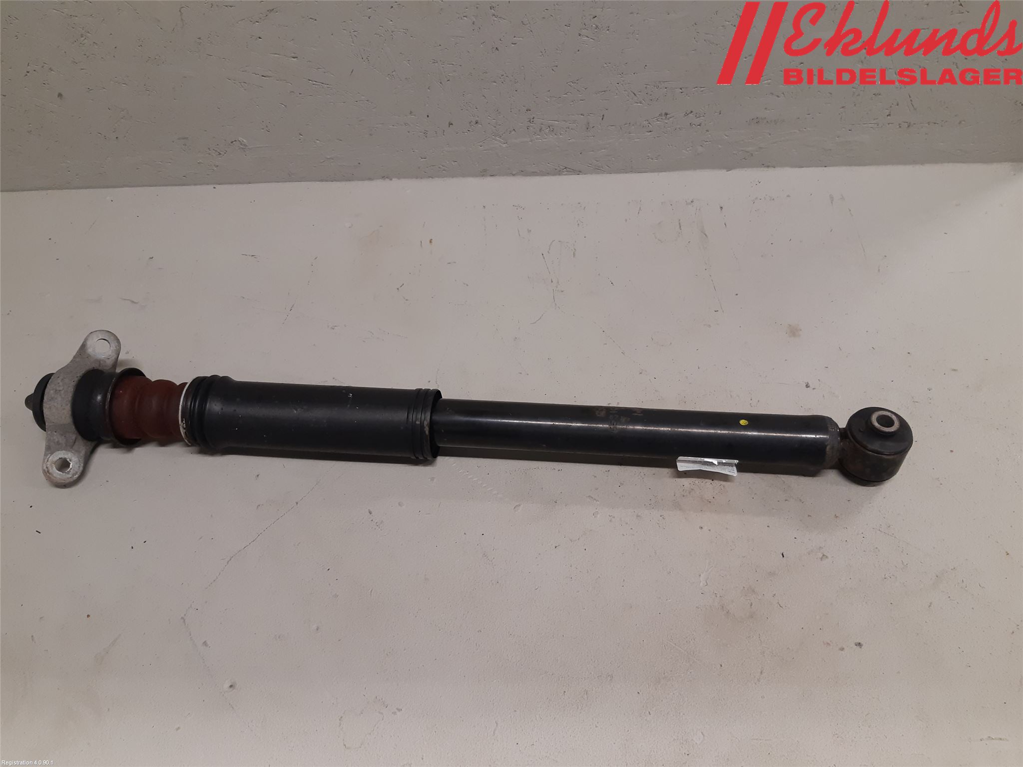 Kia STONIC 18->> Stötdämpare Bak