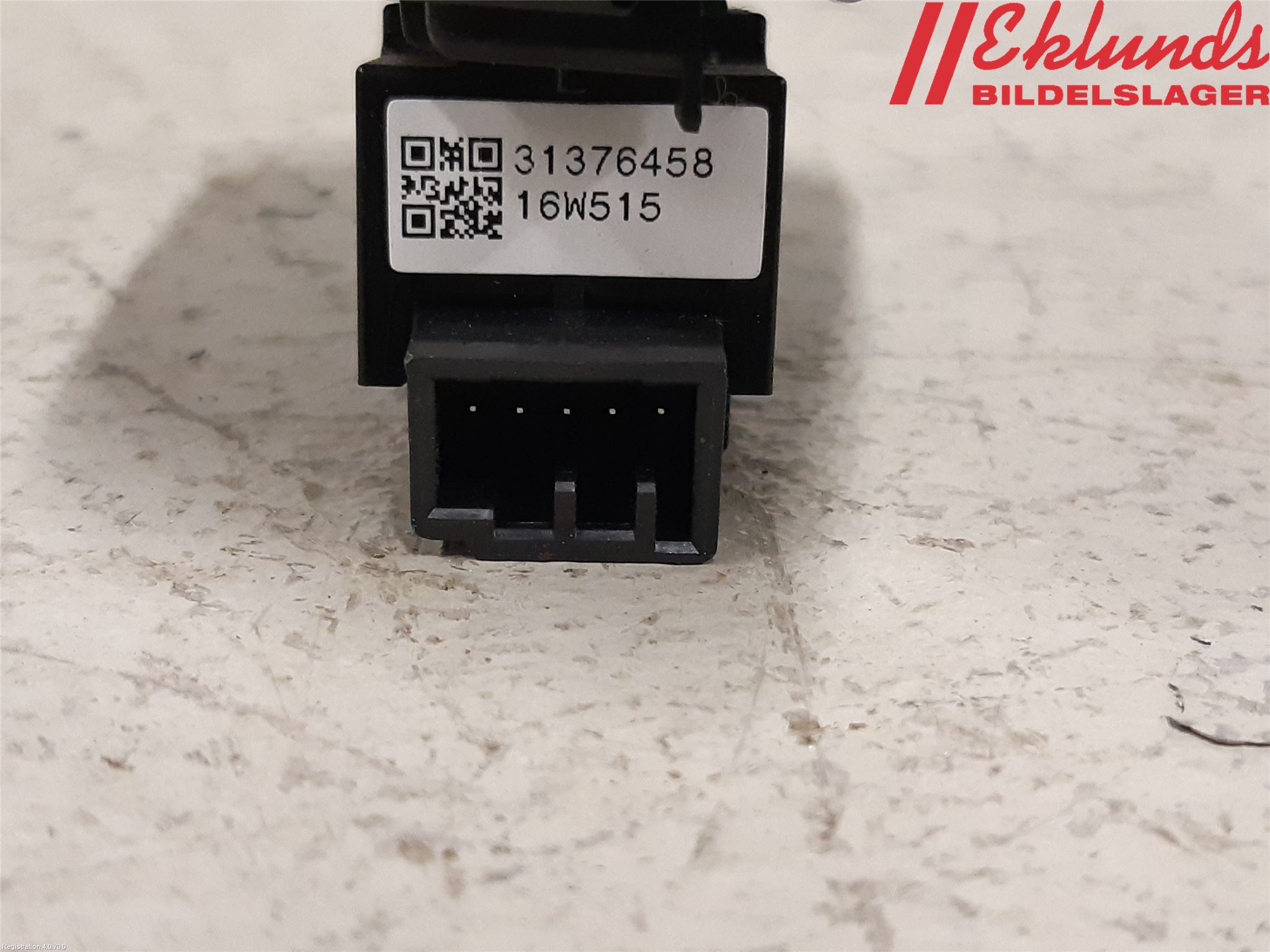 Volvo V90 17->> Strömställare Elhiss