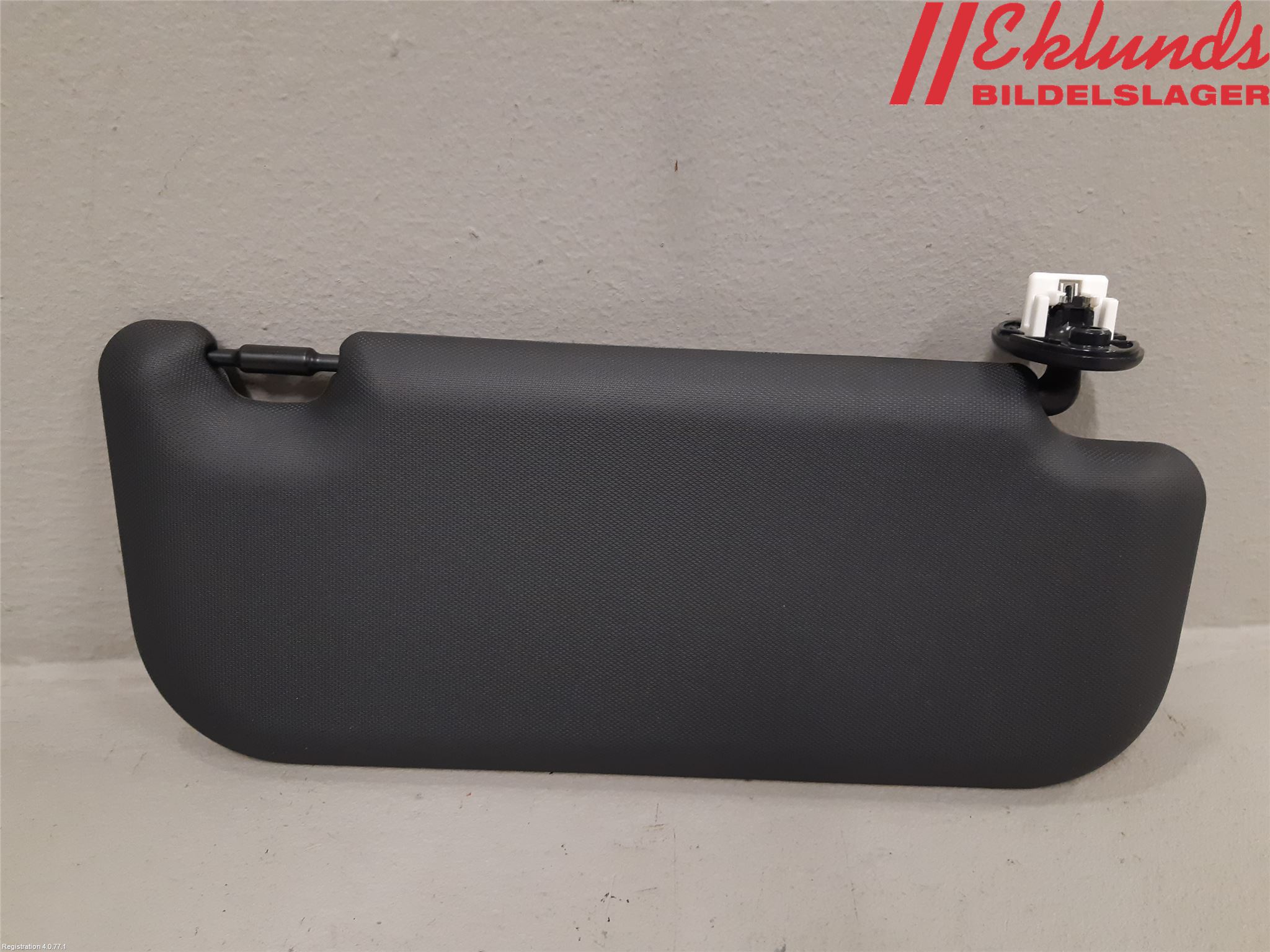 Toyota RAV4 19- Solskydd