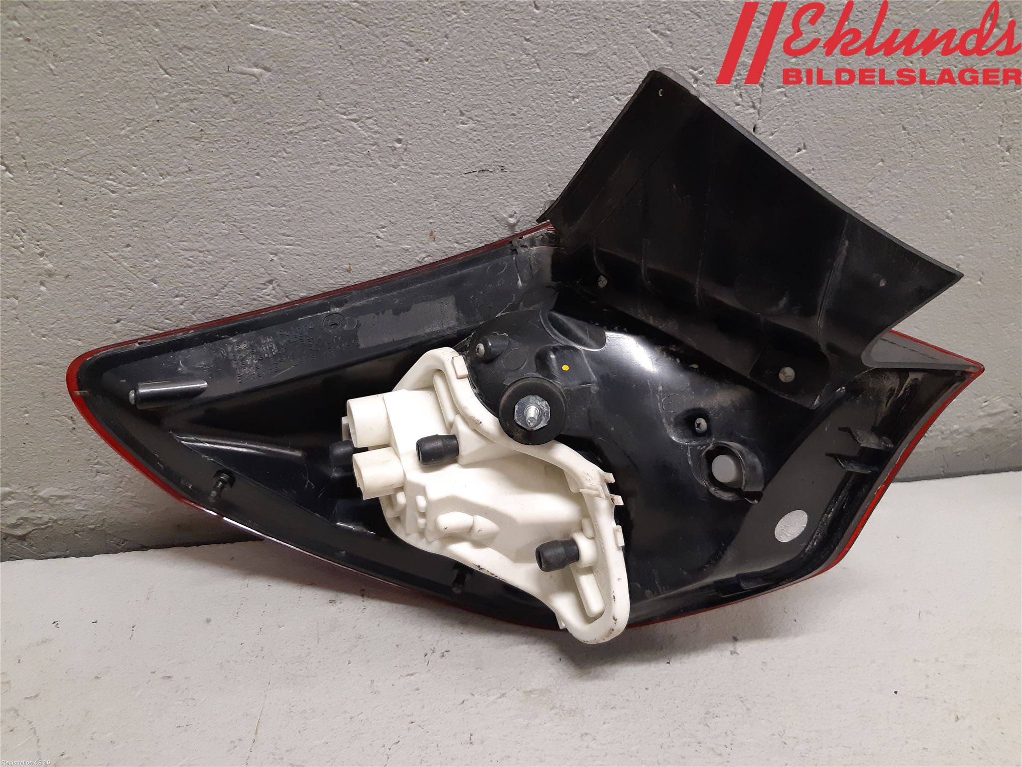 Opel ASTRA J 10-15 Bakljus Höger