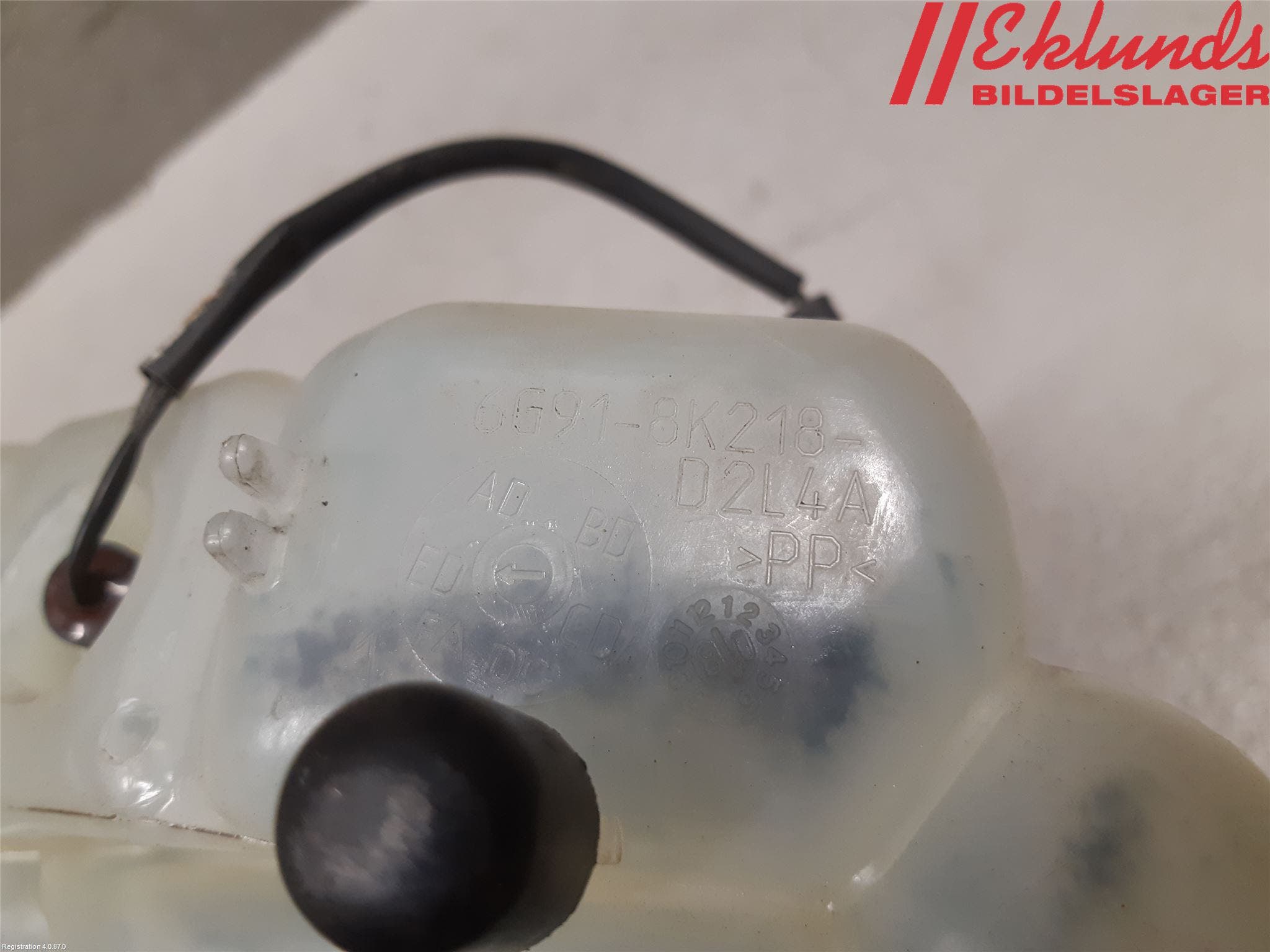 Volvo V70 08-13 Expansionstank