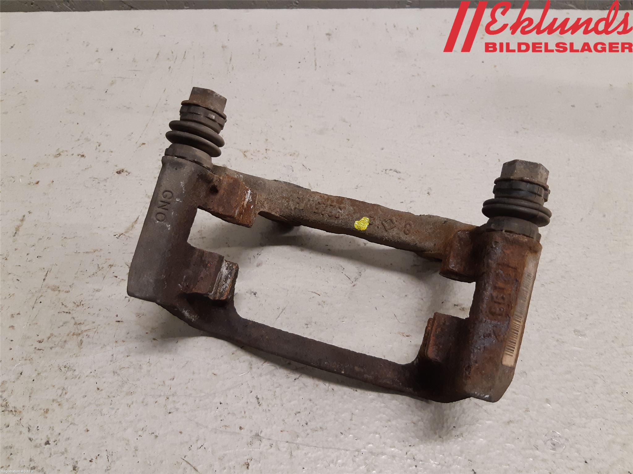 Skoda SUPERB 09-15 Bromsokshållare