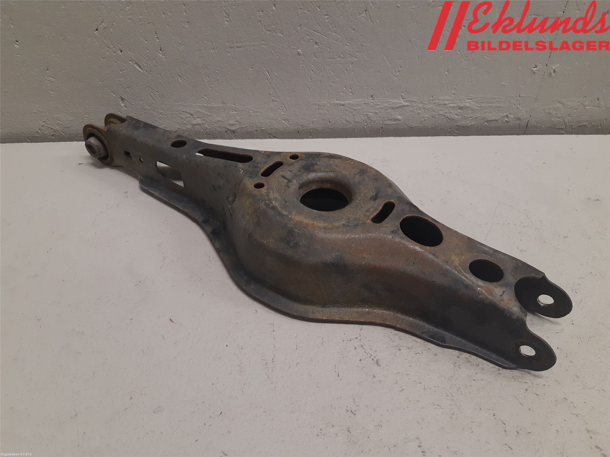 Toyota COROLLA 19- Bärarm Bak Höger