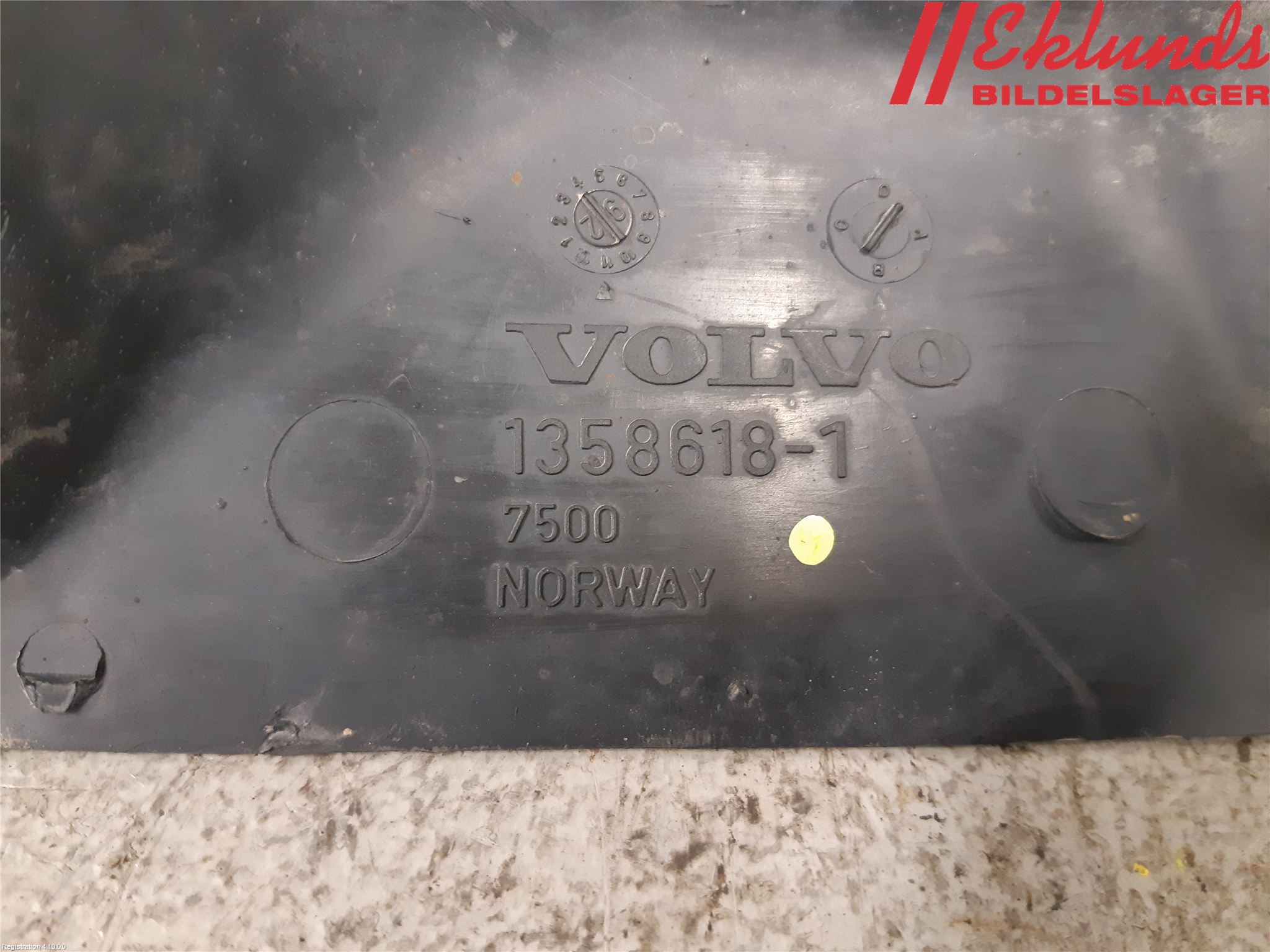 Volvo 940 91-98 Täckplast Front