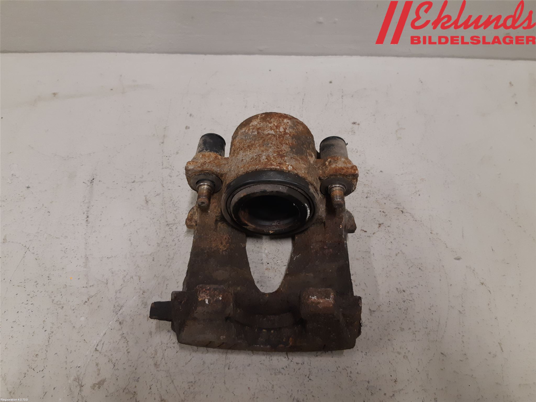 Volkswagen VW CADDY 11-15 Bromsok Fram Höger
