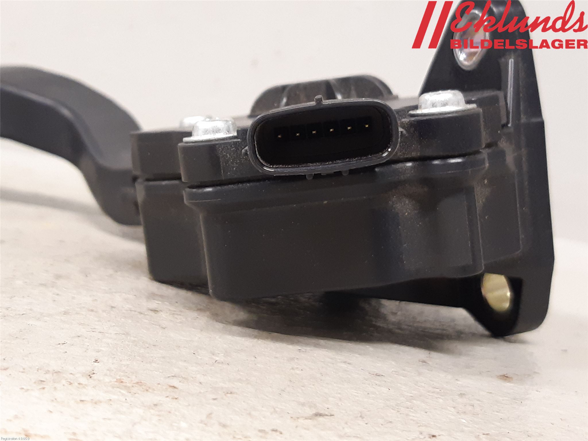 Toyota VERSO-S 11-16 Gaspedal