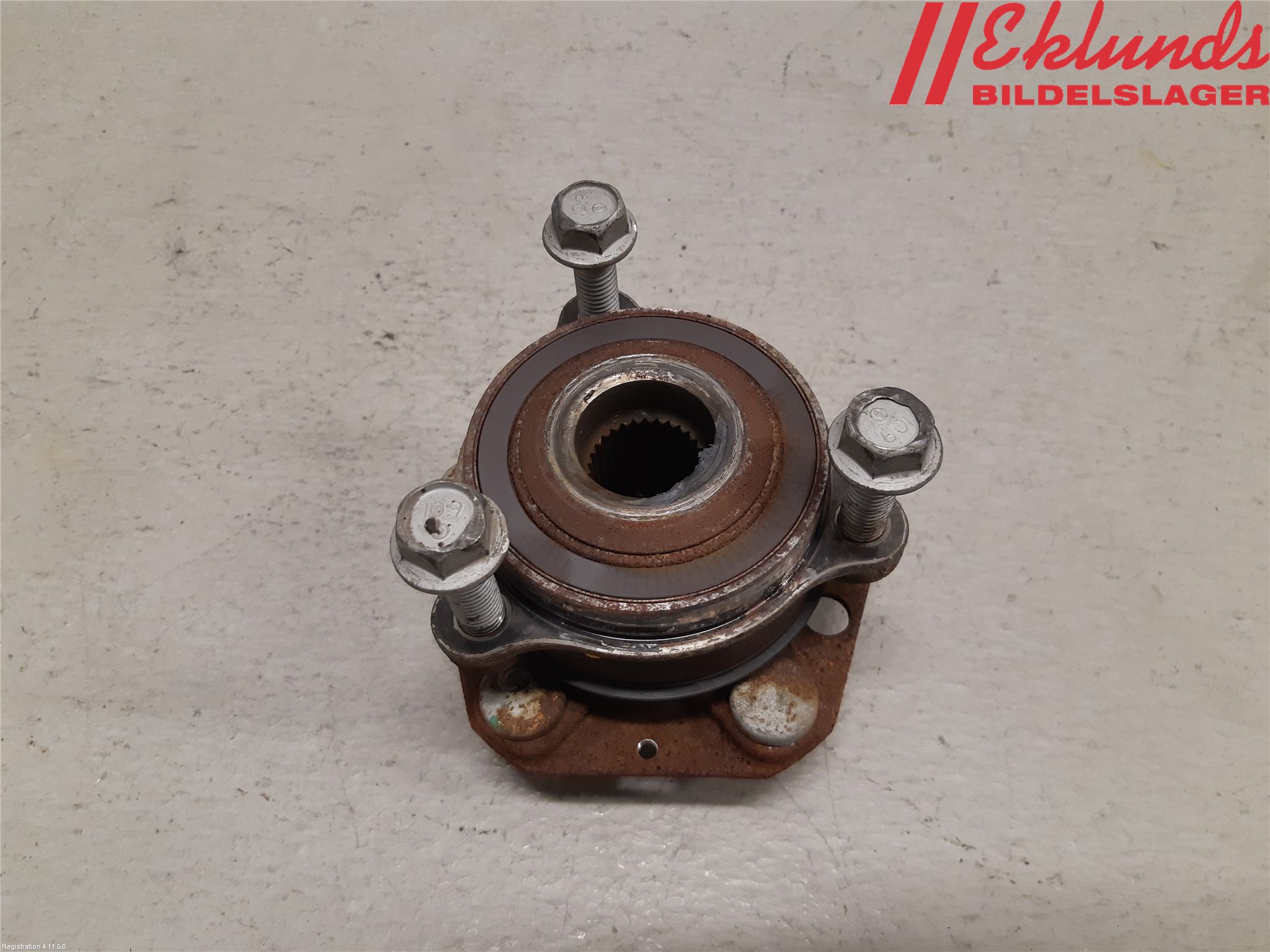 Tesla MODEL Y 21- Nav Bak