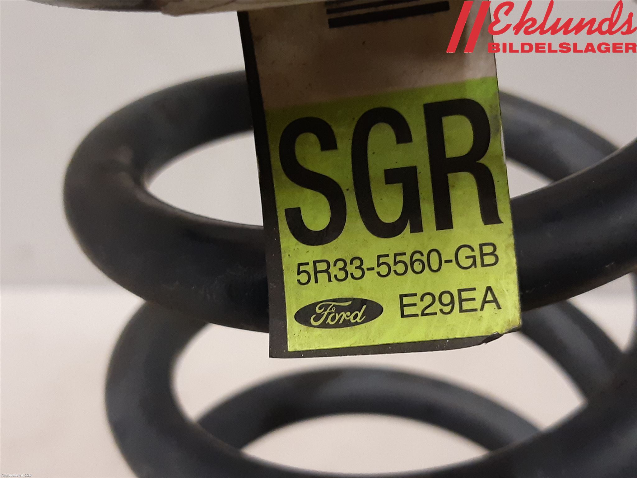 Ford MUSTANG V 05-14 Fjäder Bak